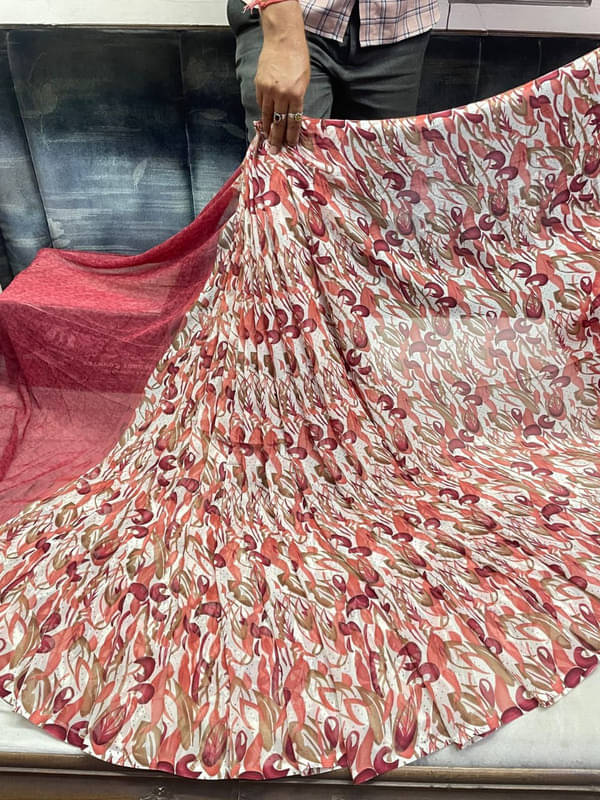 Sitanjali Georgette Printed Saree With Unstitched Blouse Piece ( Red ) Sitanjali Georgette Printed Saree With Unstitched Blouse Piece ( Red )