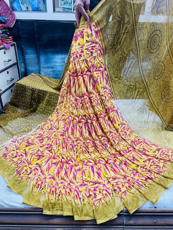 Sitanjali Georgette Printed Saree With Unstitched Blouse Piece ( Brown ) Sitanjali Georgette Printed Saree With Unstitched Blouse Piece ( Brown )
