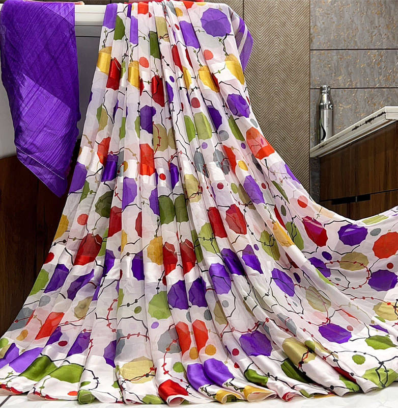 Sitanjali Lifestyle Georgette Printed Saree With Unstitched Blouse Piece ( Purple ) Sitanjali Lifestyle Georgette Printed Saree With Unstitched Blouse Piece ( Purple )