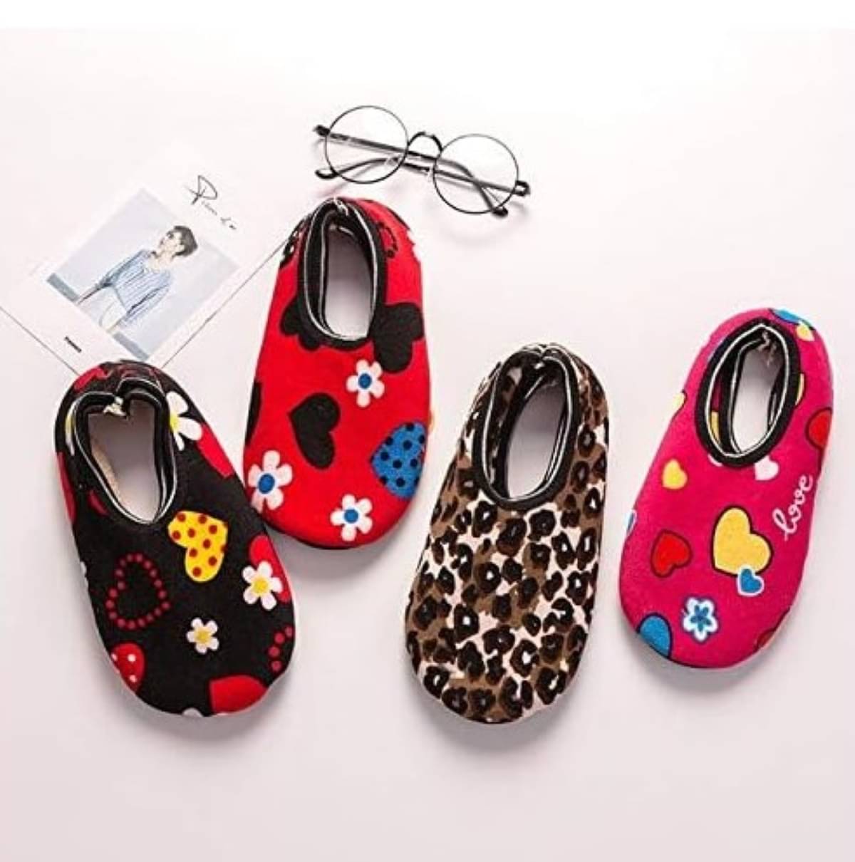 Infispace Pack of 1 Women's Microfibre Anti-Skid ( Multicolor ) Infispace Pack of 1 Women's Microfibre Anti-Skid ( Multicolor )