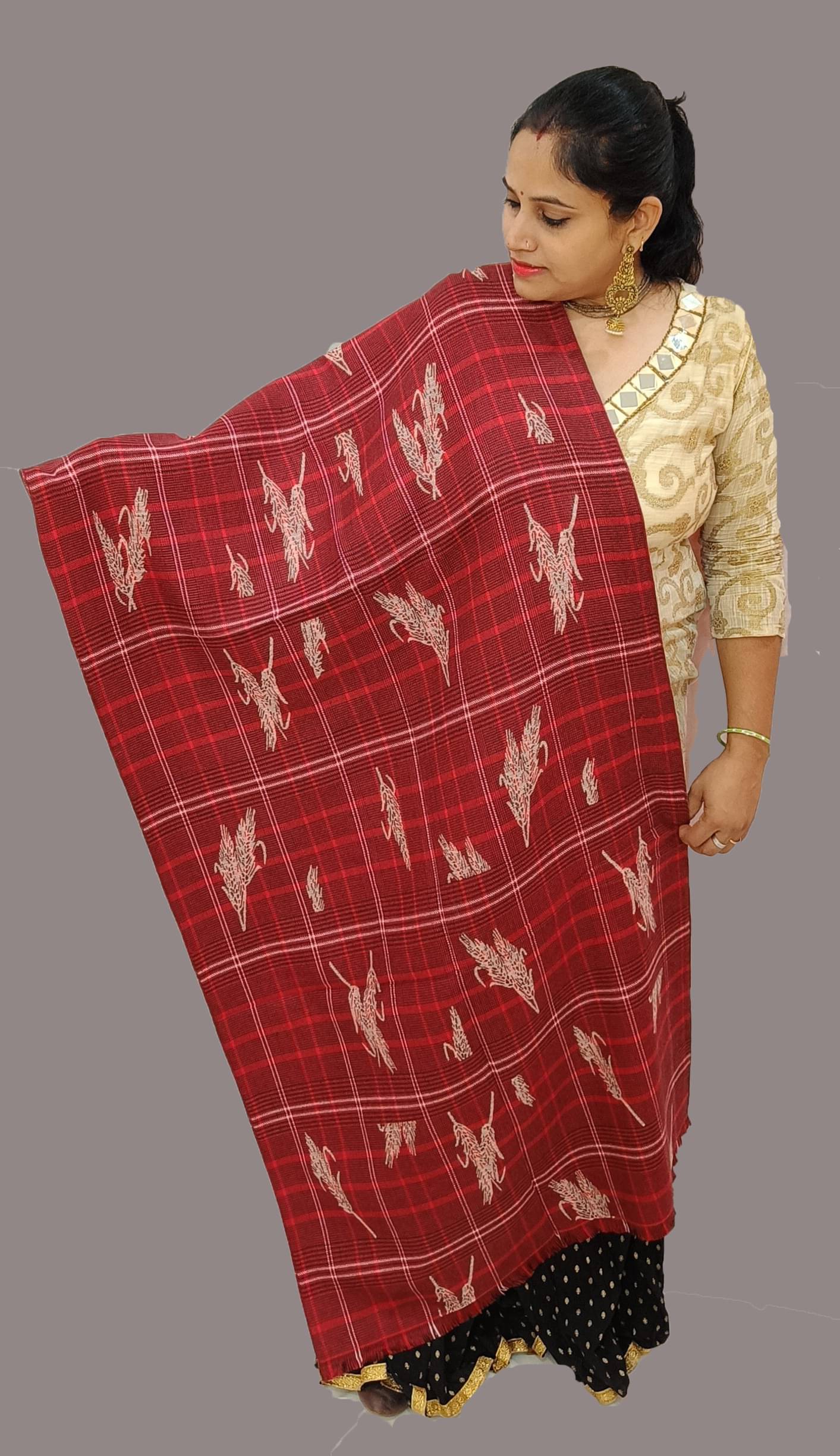 Vrinde Maroon Checks Shawl - ( Pack of 1 ) Vrinde Maroon Checks Shawl - ( Pack of 1 )