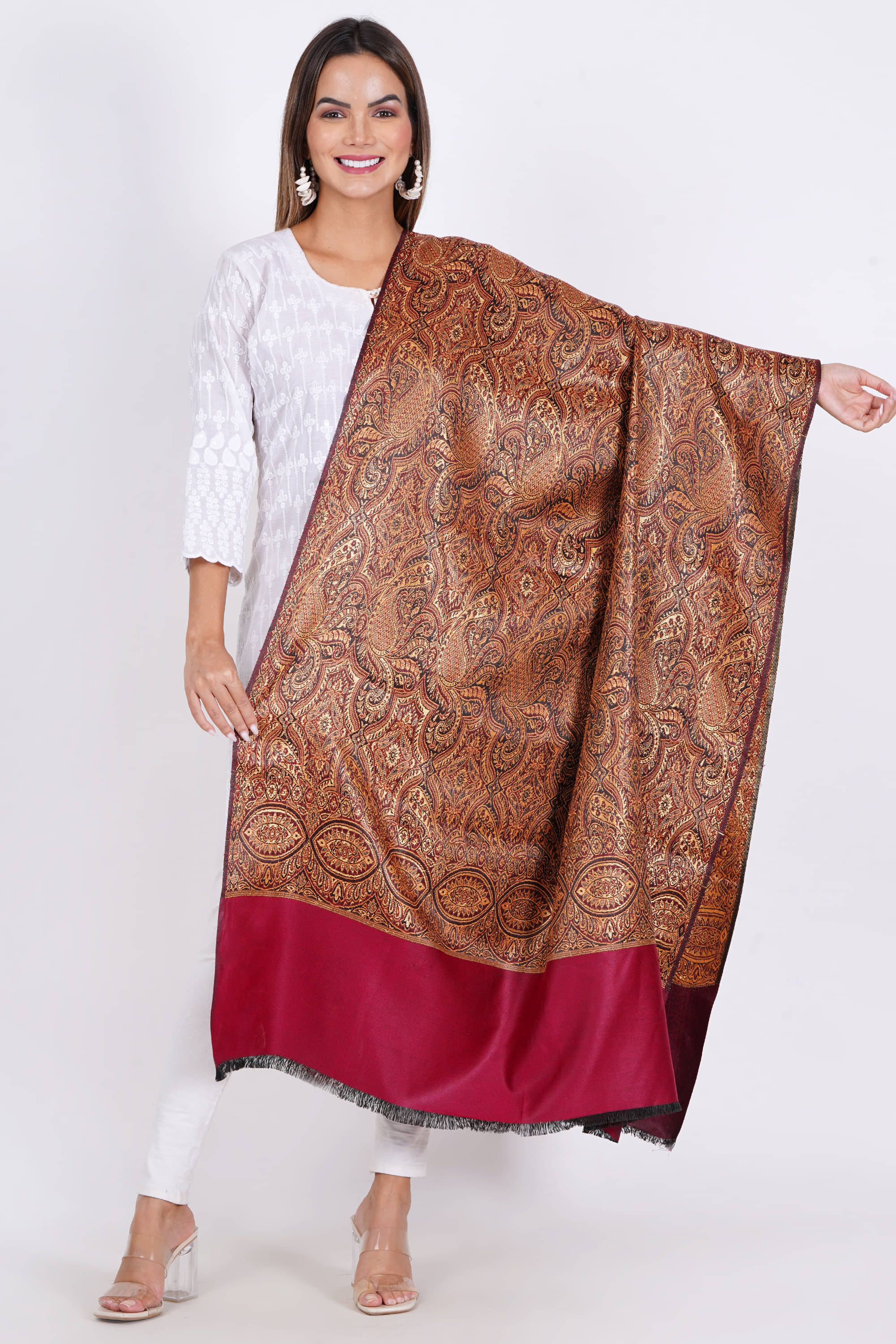 Vrinde Maroon Embroidered Shawl - ( Pack of 1 ) Vrinde Maroon Embroidered Shawl - ( Pack of 1 )