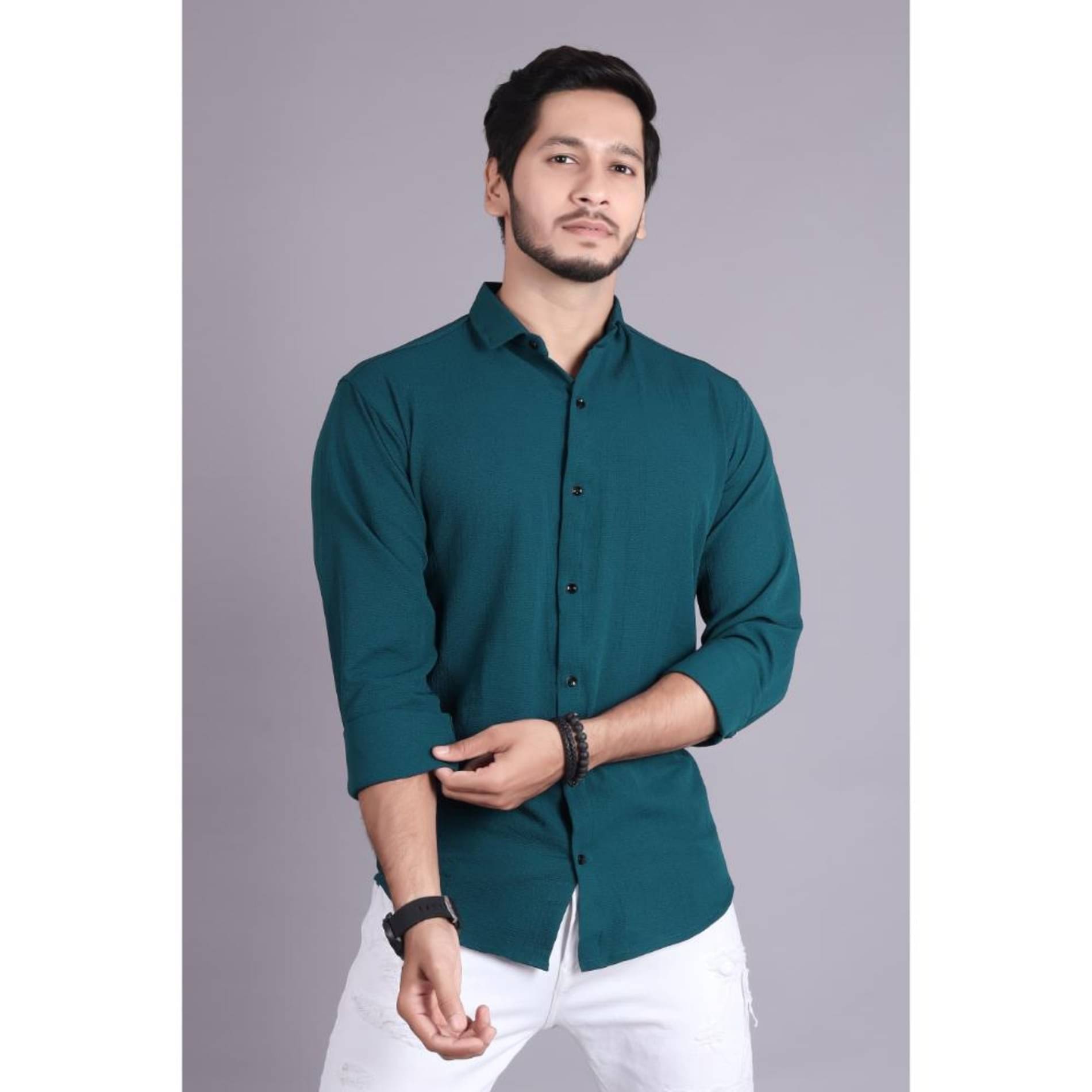 jeevaan... the perfact fashion Cotton Blend Slim Fit Solids Full Sleeves Men's Casual Shirt - Blue ( Pack of 1 )     			jeevaan... the perfact fashion Cotton Blend Slim Fit Solids Full Sleeves Men's Casual Shirt - Blue ( Pack of 1 )