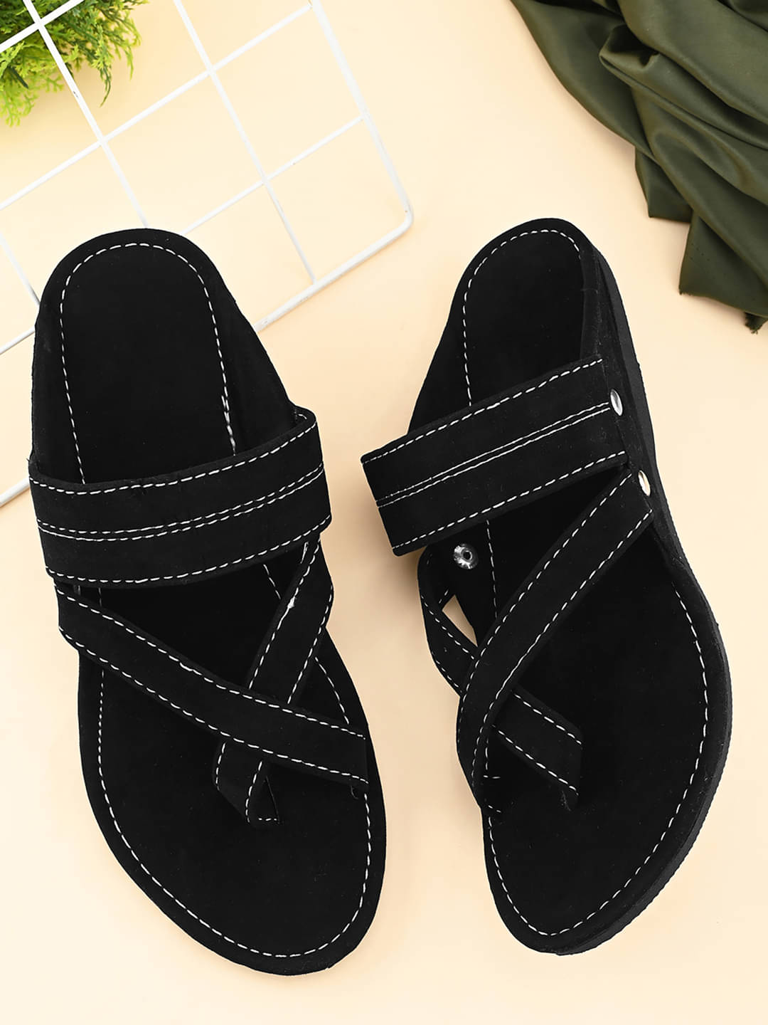    			Anjaneya Creations Black Men's Kolhapuris
