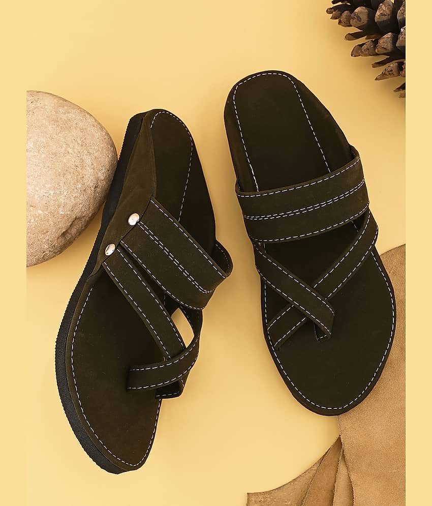 Anjaneya Creations Green Men's Kolhapuris - Ethnic Shoes | Buy online on ZillyBuy
