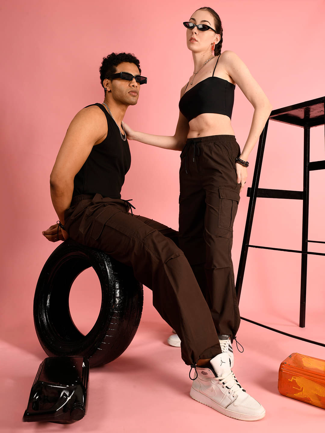    			Bene Kleed Unisex Classic Loose Fit Cargos Trousers