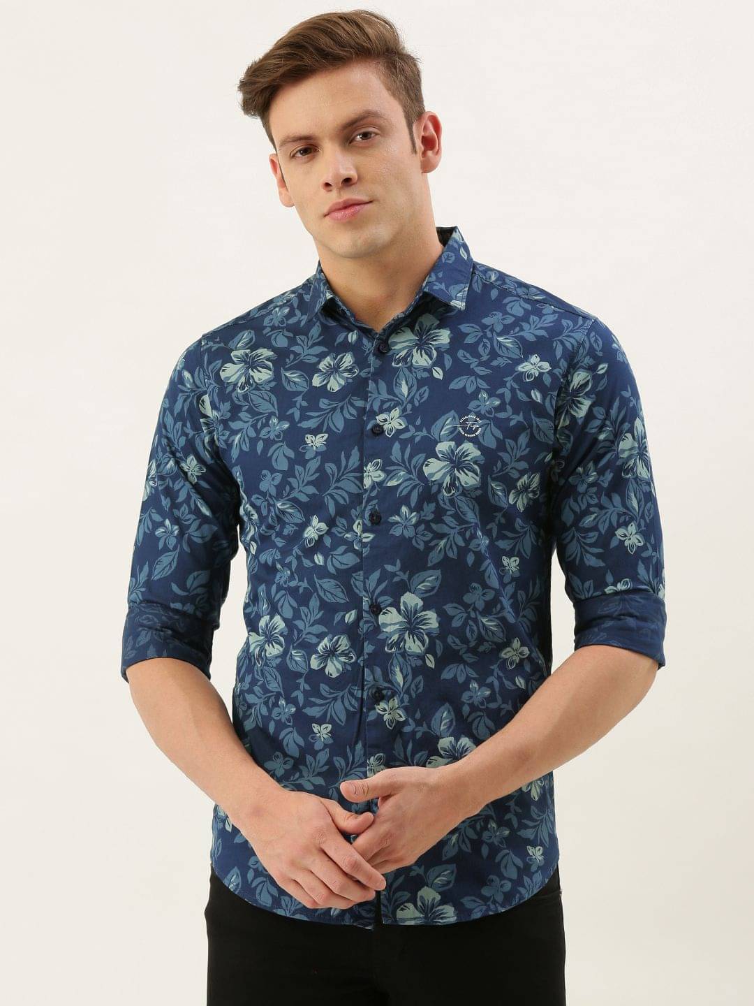     			The Indian Garage Co Men Navy Blue & Grey Slim Fit Floral Printed Casual Shirt