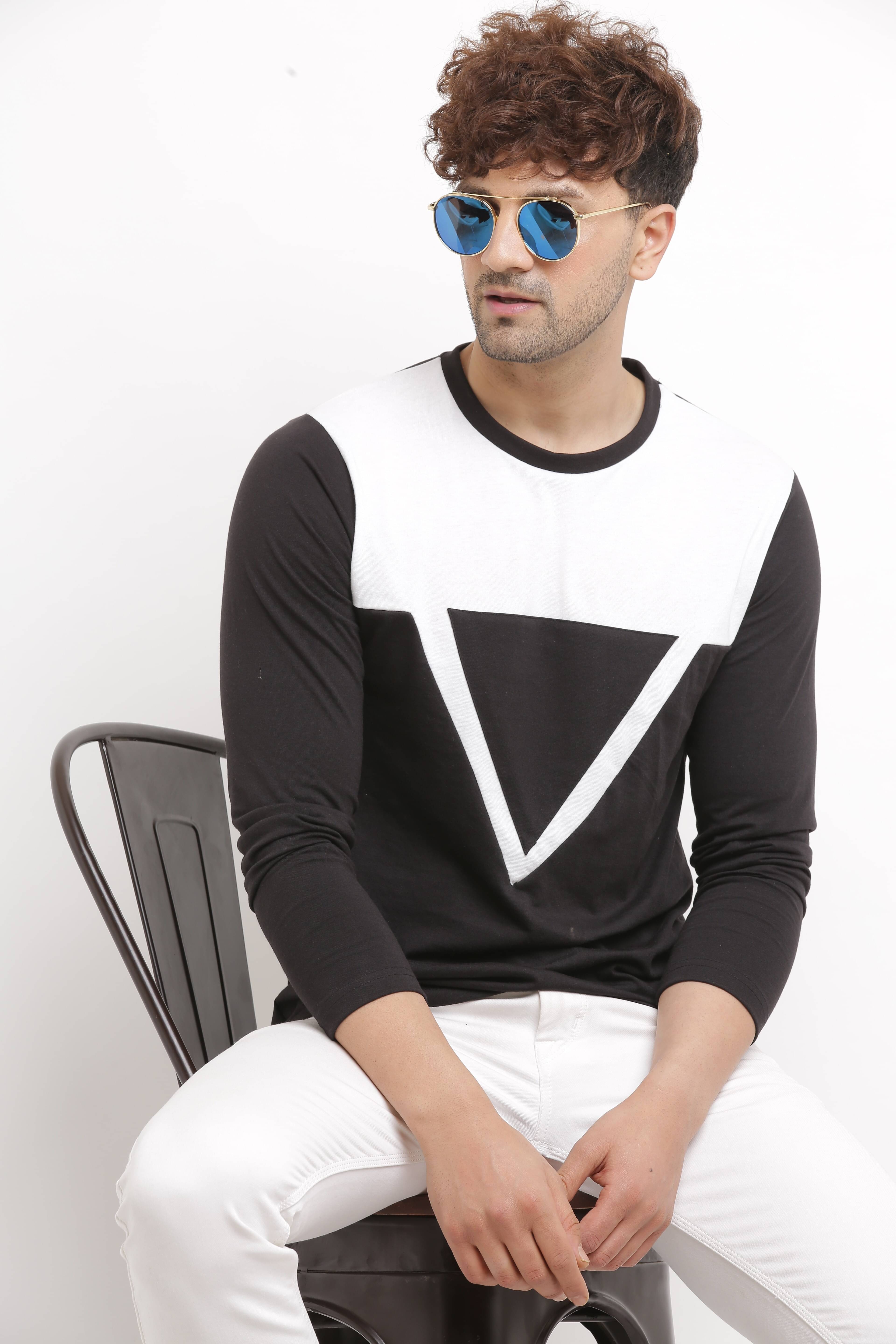     			Try This Pack of 1 Cotton Blend Regular Fit Men's T-Shirt ( Black )