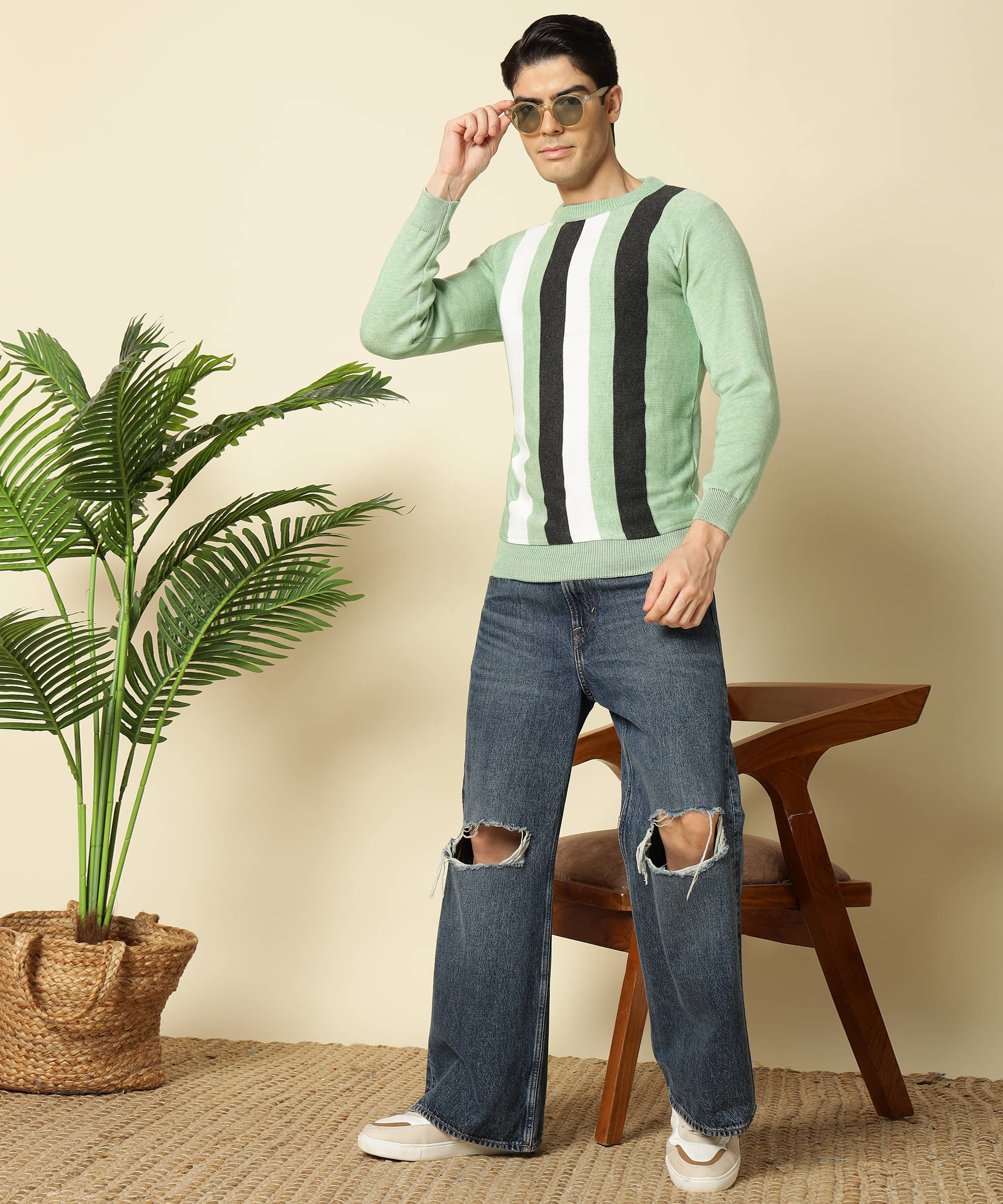 HELL BOUND Woollen Round Neck Men's Full Sleeves Pullover Sweater - Mint Green ( Pack of 1 ) HELL BOUND Woollen Round Neck Men's Full Sleeves Pullover Sweater - Mint Green ( Pack of 1 )