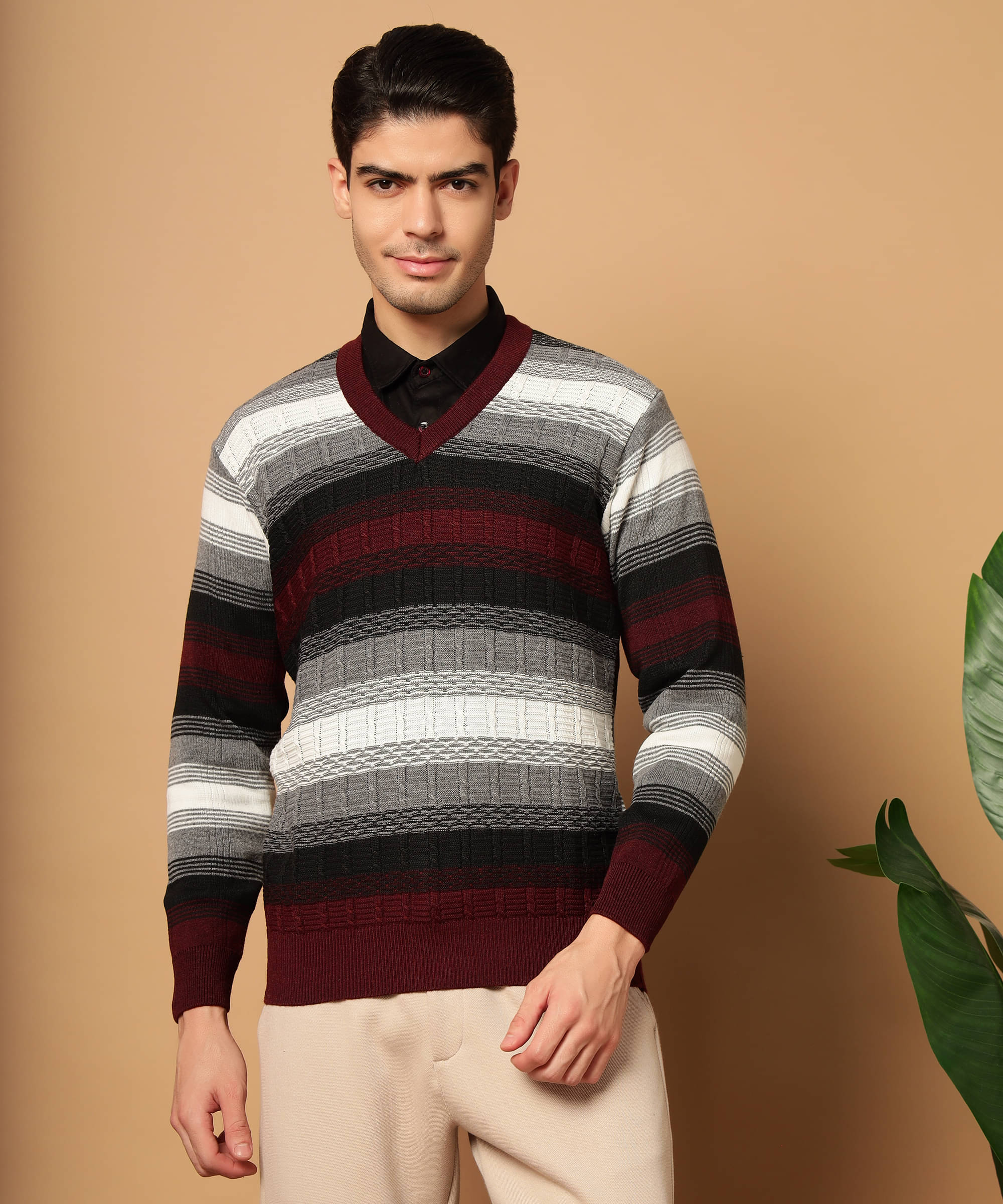 HELL BOUND Woollen V-Neck Men's Full Sleeves Pullover Sweater - Maroon ( Pack of 1 )     			HELL BOUND Woollen V-Neck Men's Full Sleeves Pullover Sweater - Maroon ( Pack of 1 )