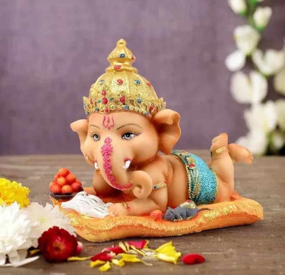 PICKARTME God Figurines 10 cm - Pack of 1