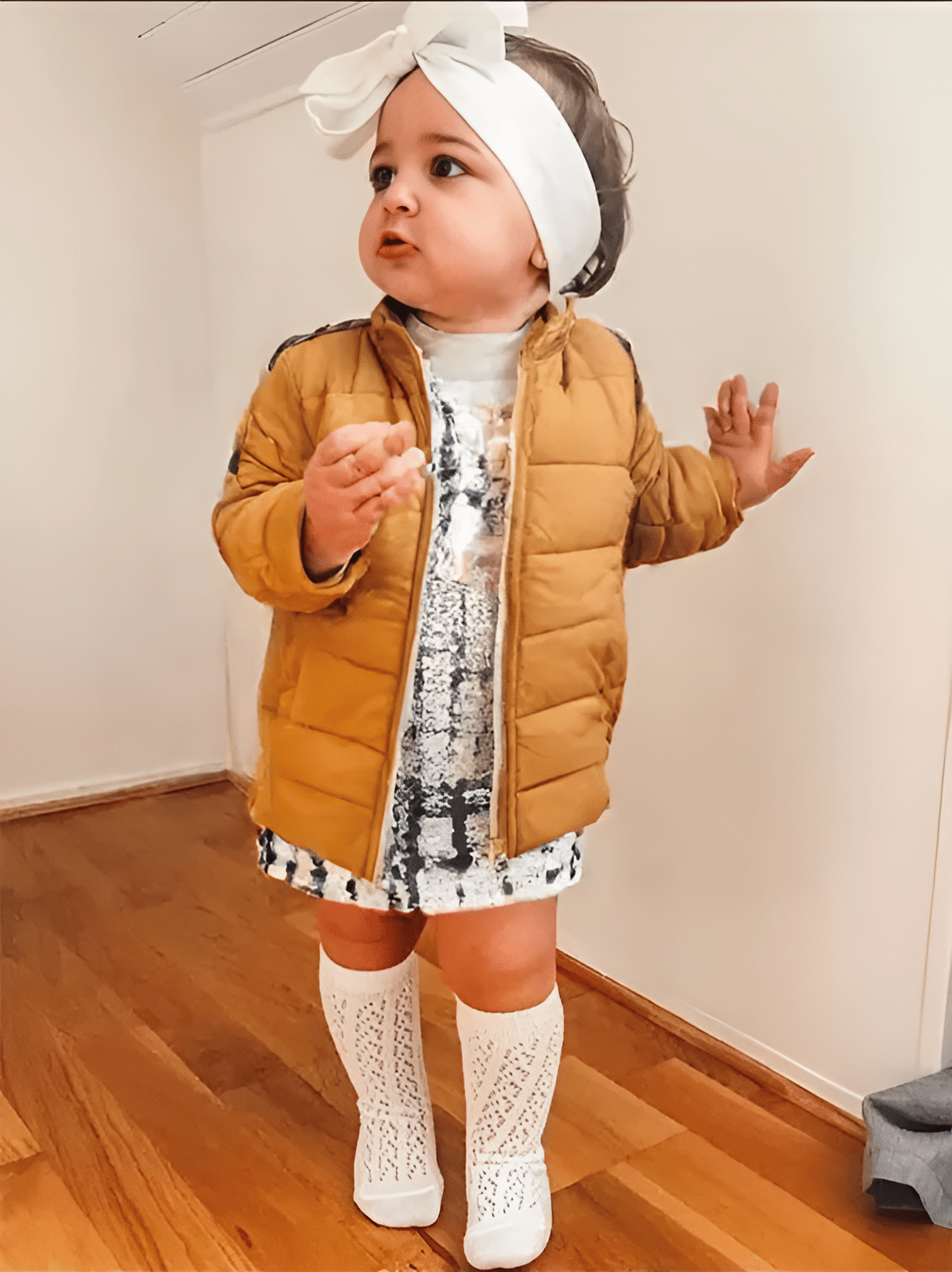 PLUS PARADISE Girls Polyester Quilted & Bomber For ( Pack of 1 , Mustard ) PLUS PARADISE Girls Polyester Quilted & Bomber For ( Pack of 1 , Mustard )