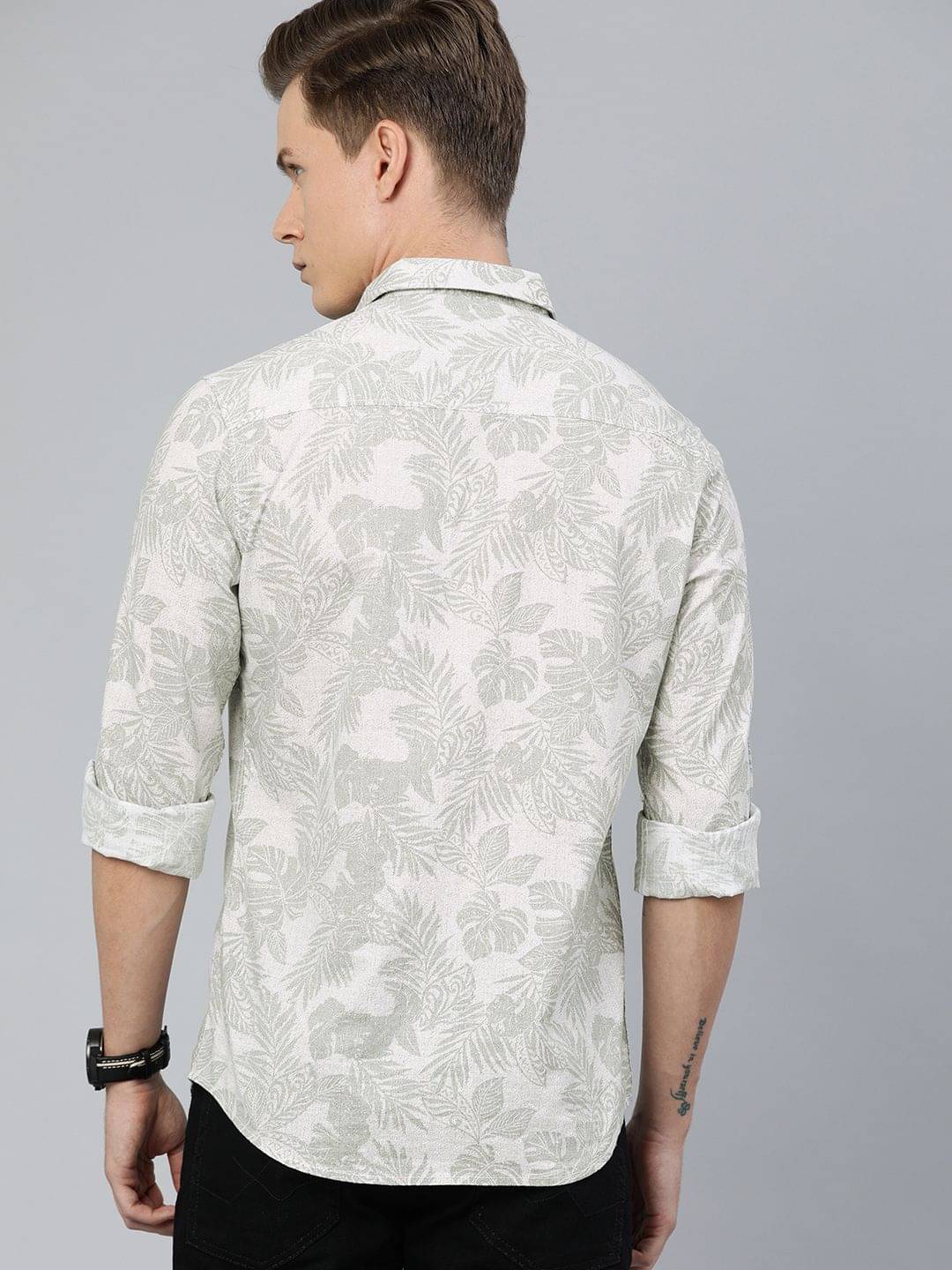 The Indian Garage Co Men Grey Slim Fit Tropical Printed Casual Shirt - Image 4