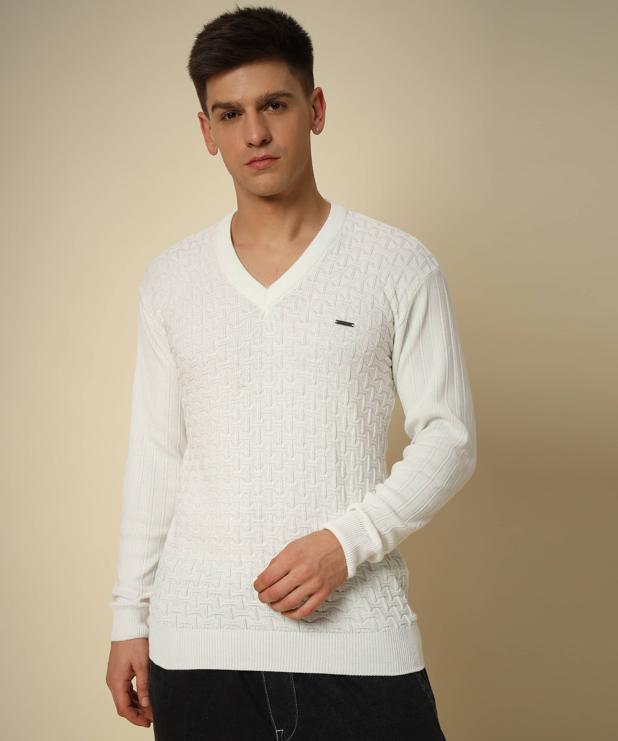     			HELL BOUND Woollen V-Neck Men's Full Sleeves Pullover Sweater - White ( Pack of 1 )