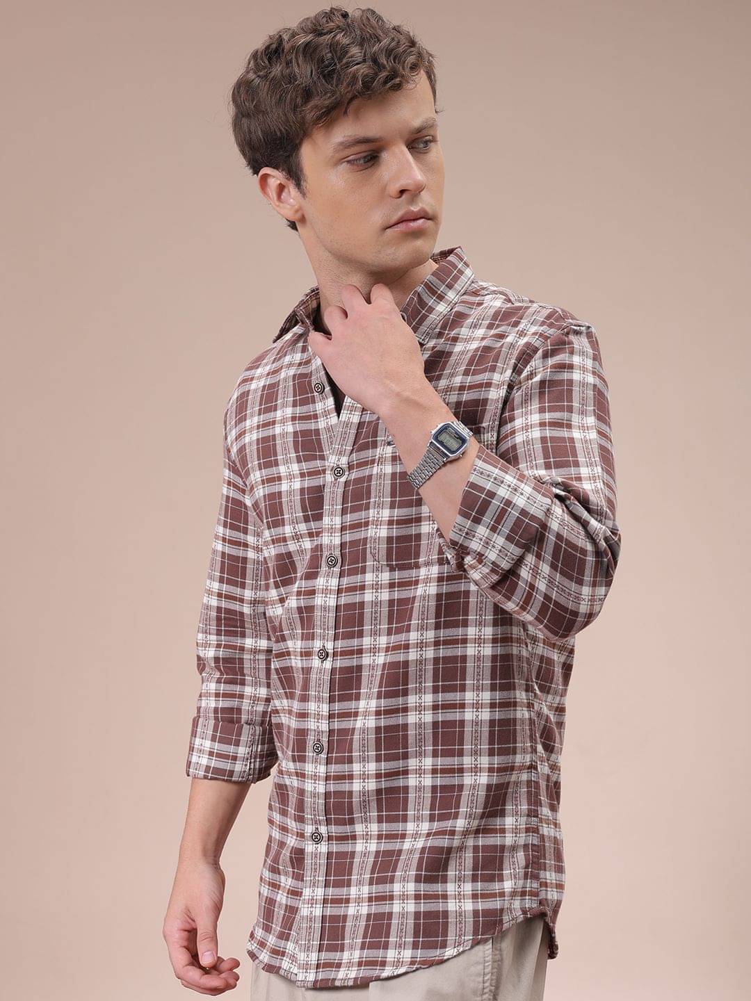The Indian Garage Co Men Cutaway Collar Checked Cotton Slim Fit Casual Shirt The Indian Garage Co Men Cutaway Collar Checked Cotton Slim Fit Casual Shirt