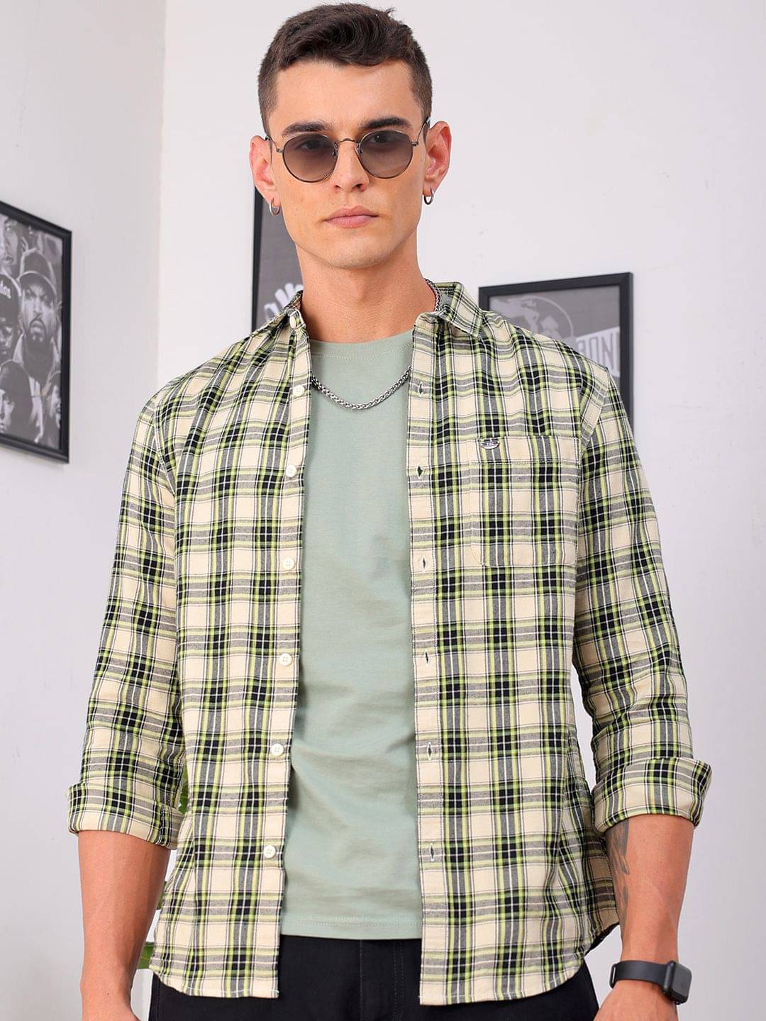    			The Indian Garage Co Men Slim Fit Tartan Checks Opaque Checked Casual Shirt
