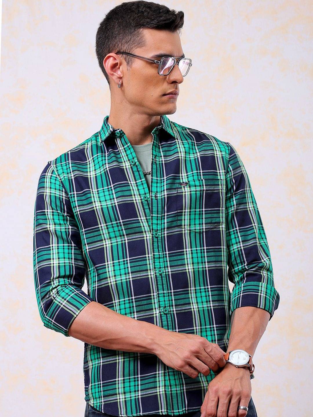     			The Indian Garage Co Men Slim Fit Tartan Checked Spread Collar Casual Shirt