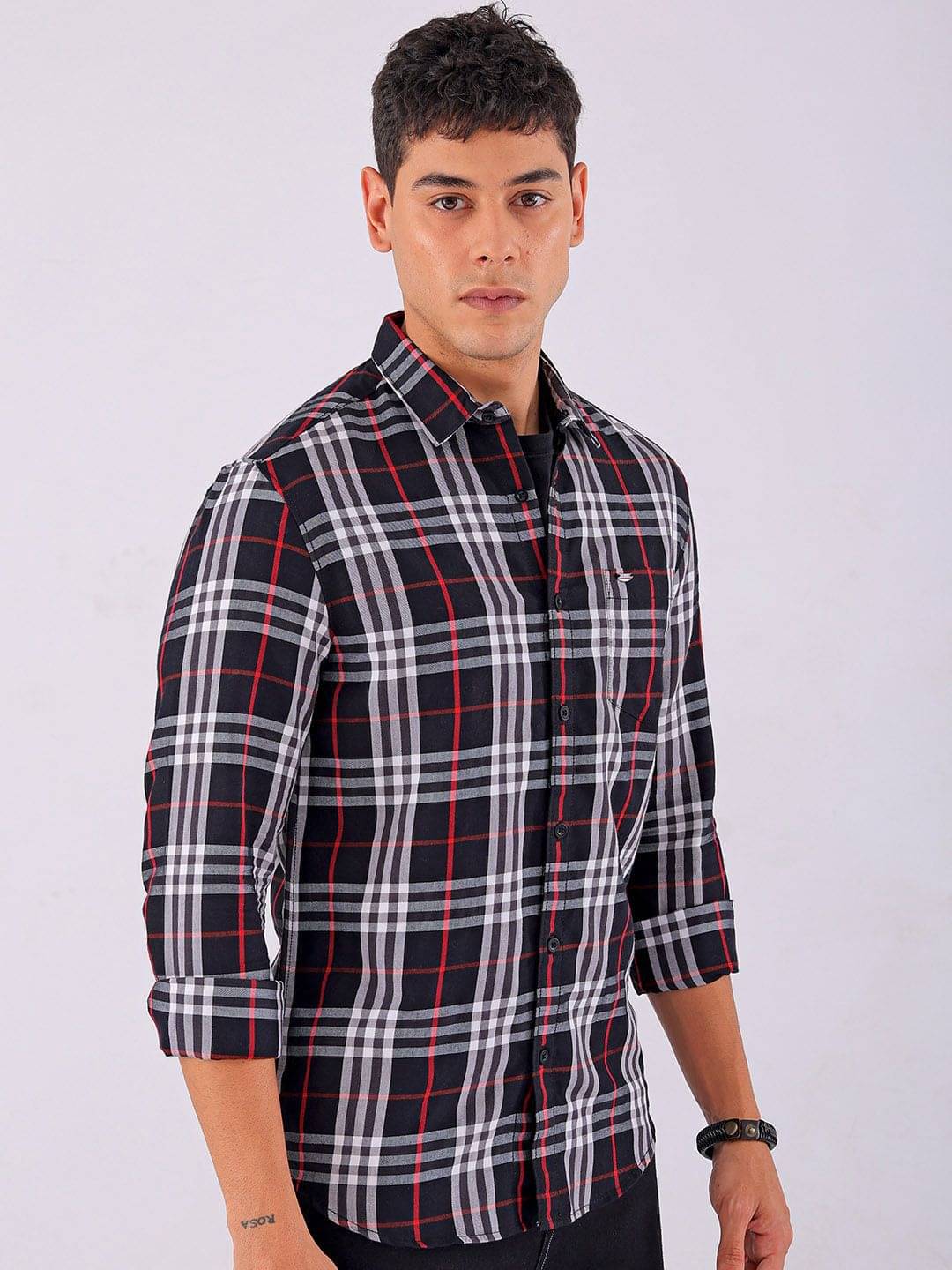 The Indian Garage Co Men Spread Collar Tartan Checked Cotton Slim Fit Casual Shirt The Indian Garage Co Men Spread Collar Tartan Checked Cotton Slim Fit Casual Shirt