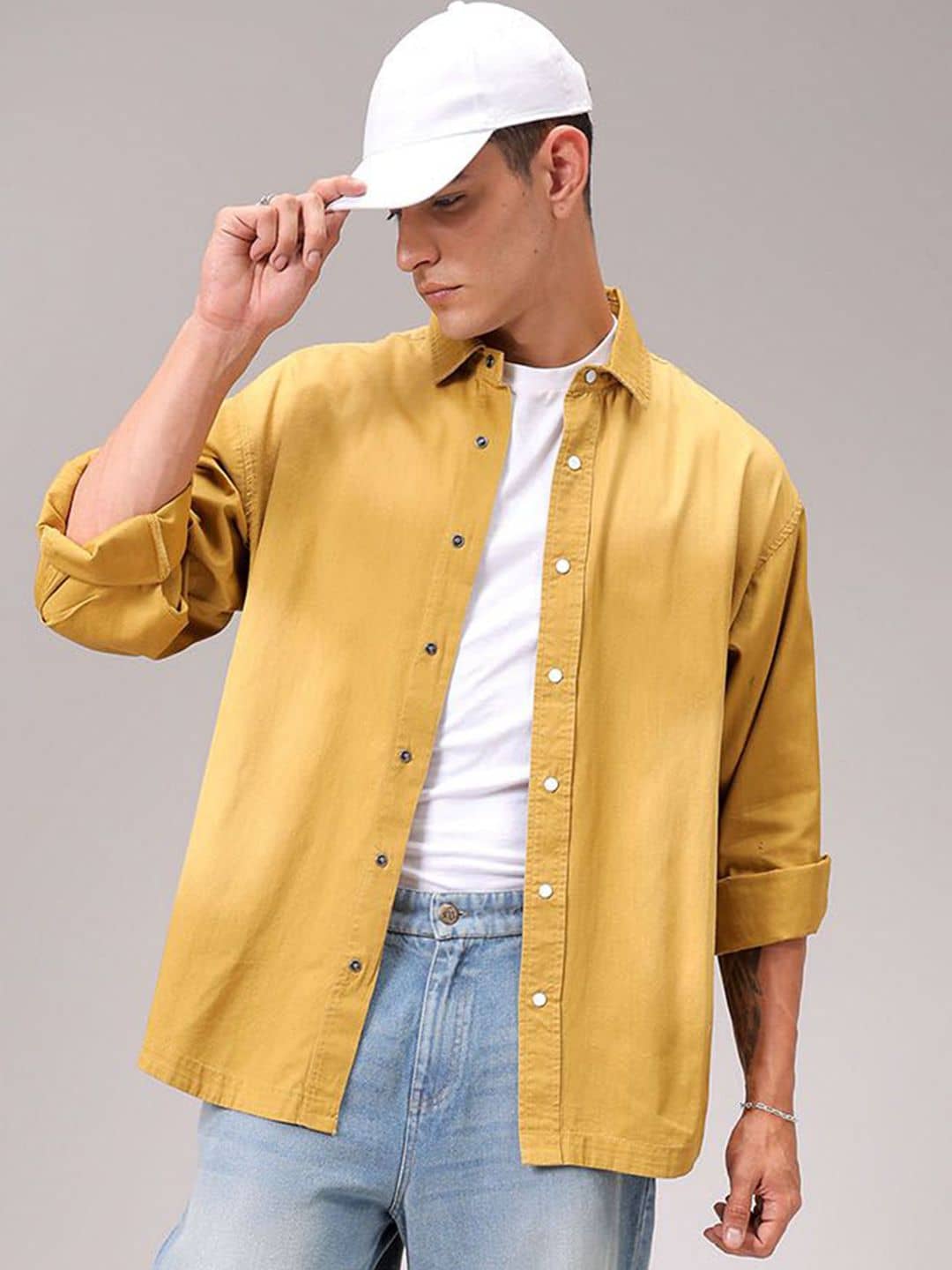 The Indian Garage Co Men Cutaway Collar Solid Cotton Oversized Casual Shirt