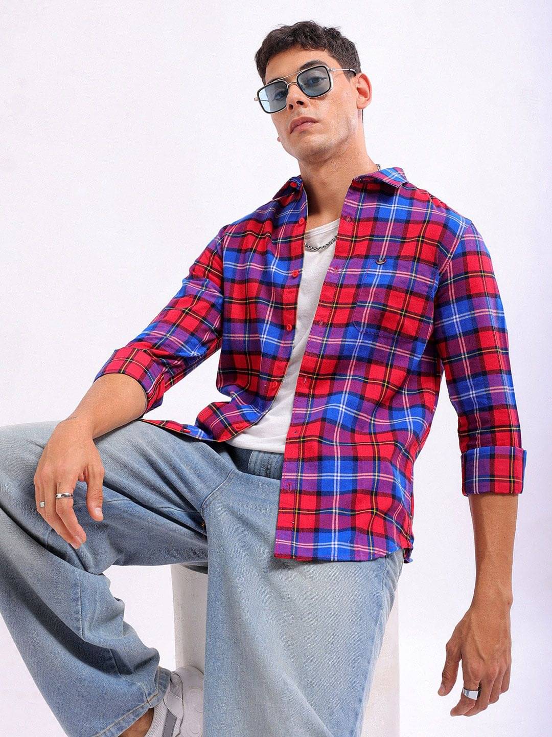 The Indian Garage Co Slim Fit Checked Spread Collar Pure Cotton Casual Shirt     			The Indian Garage Co Slim Fit Checked Spread Collar Pure Cotton Casual Shirt