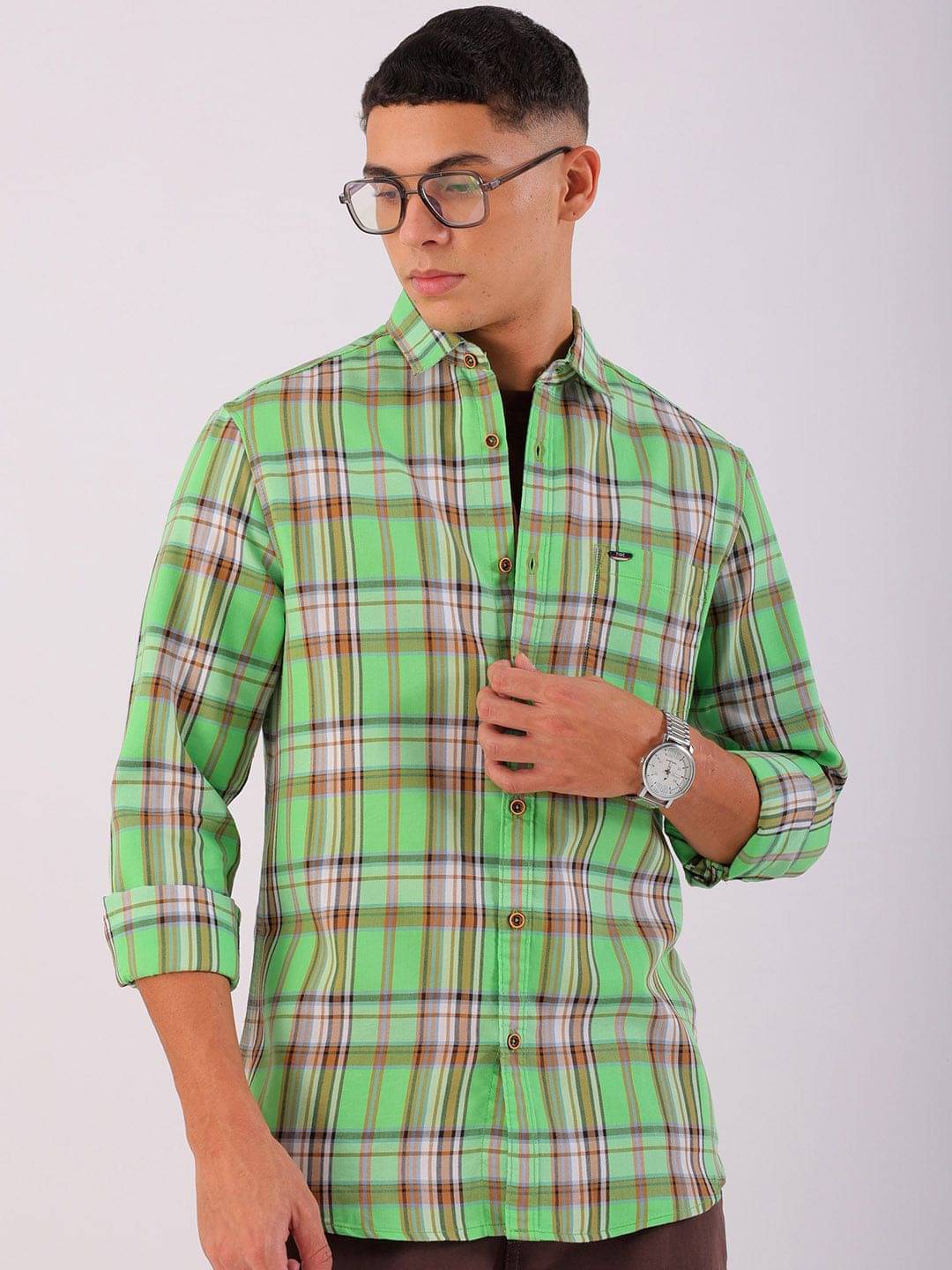 The Indian Garage Co Men Spread Collar Tartan Checks Checked Cotton Slim Fit Casual Shirt     			The Indian Garage Co Men Spread Collar Tartan Checks Checked Cotton Slim Fit Casual Shirt