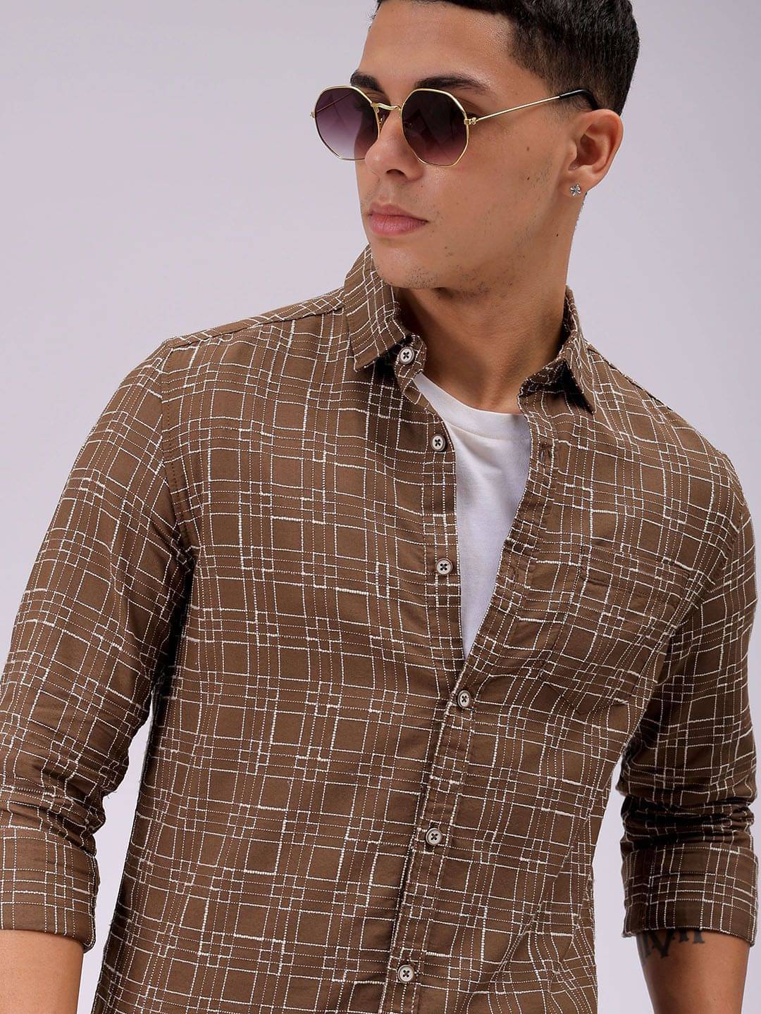     			The Indian Garage Co Men Cutaway Collar Checked Cotton Slim Fit Casual Shirt