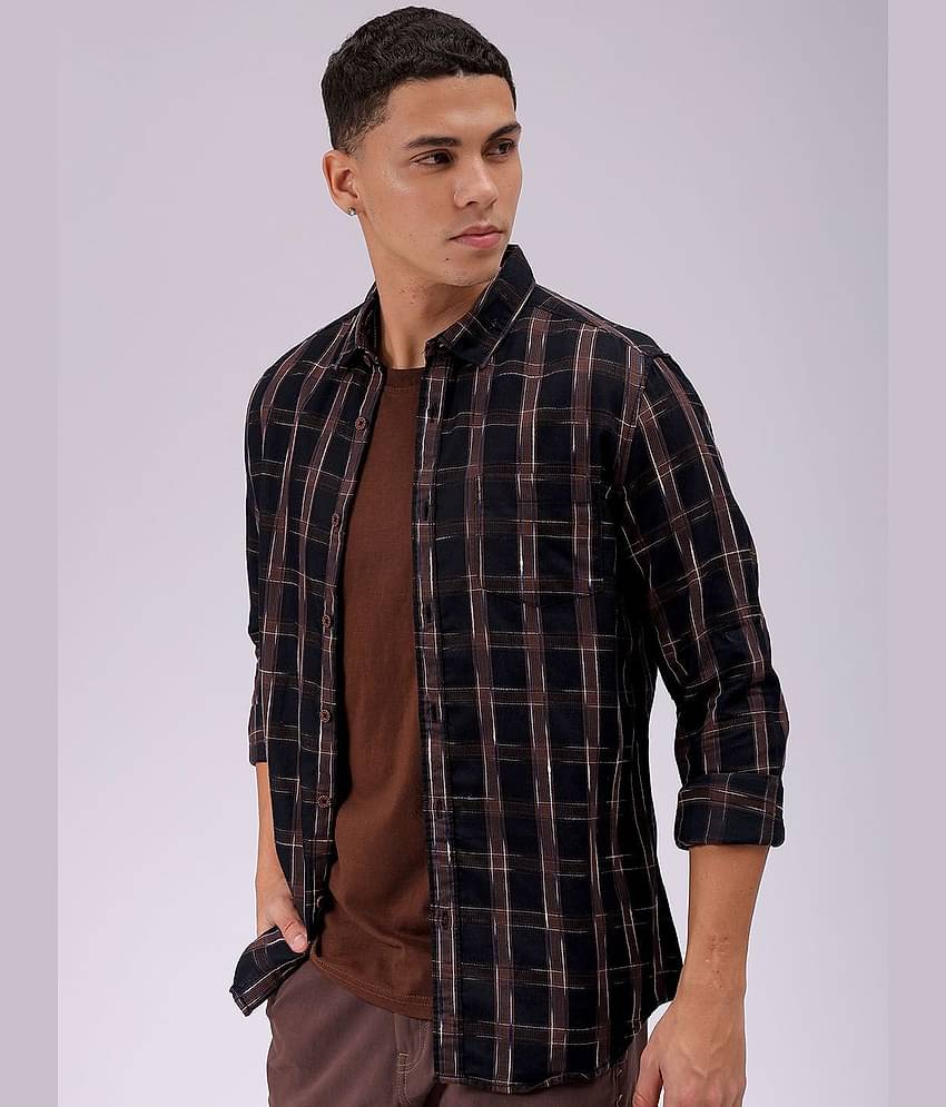 The Indian Garage Co Men Cutaway Collar Checked Cotton Slim Fit Casual Shirt