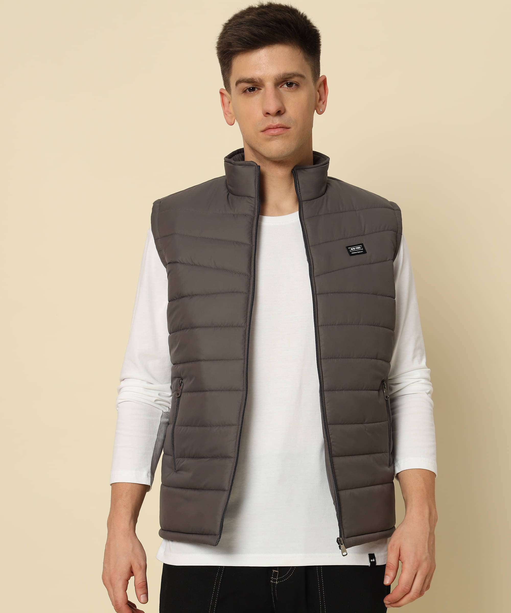 HEMLOCK Polyester Men's Puffer Jacket - Dark Grey ( Pack of 1 ) HEMLOCK Polyester Men's Puffer Jacket - Dark Grey ( Pack of 1 )