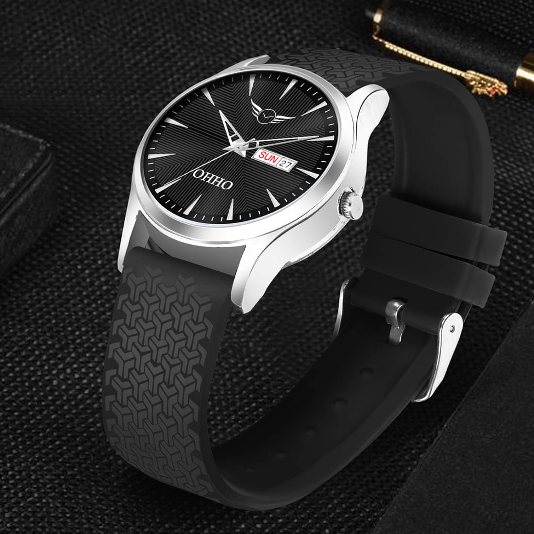     			OHHO Black Silicon Analog Men's Watch