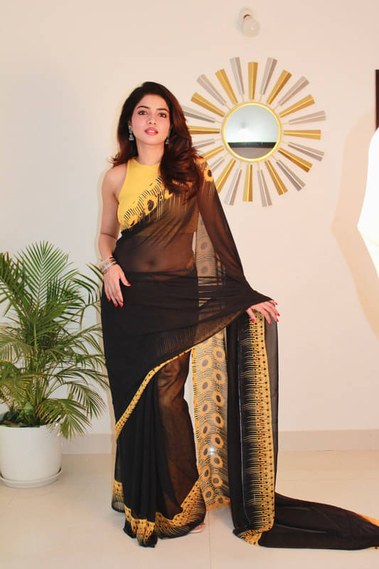 Sanwariya Silk Georgette Printed Saree With Unstitched Blouse Piece ( Yellow ) Sanwariya Silk Georgette Printed Saree With Unstitched Blouse Piece ( Yellow )