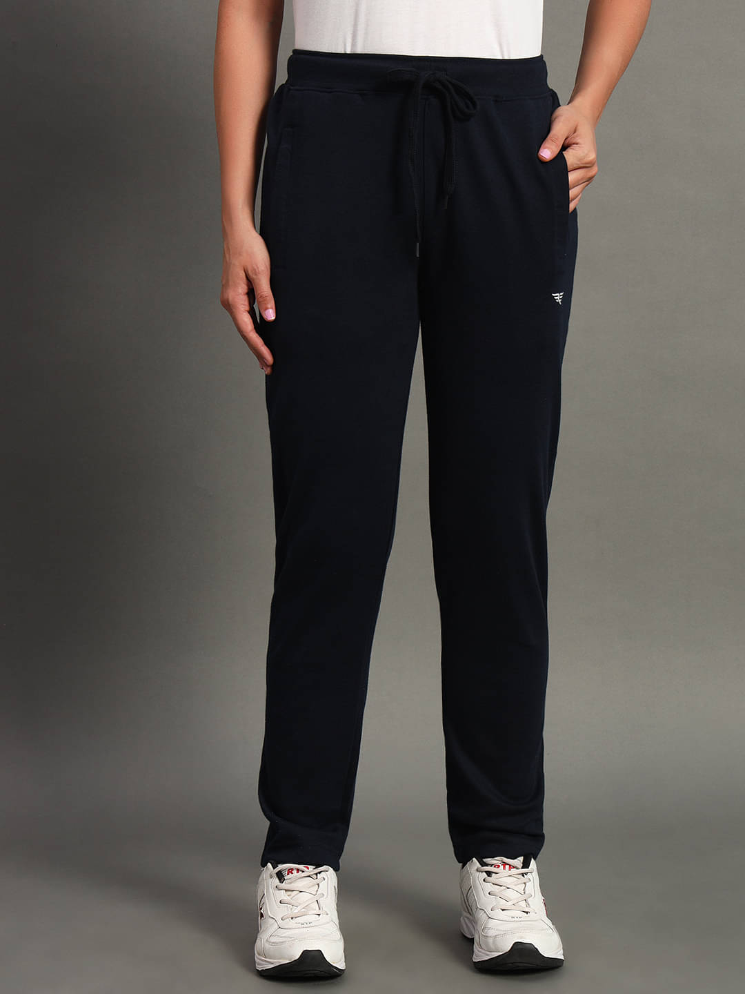     			XYRIS Navy Blue Cotton Blend Women's Gym Trackpants ( Pack of 1 )