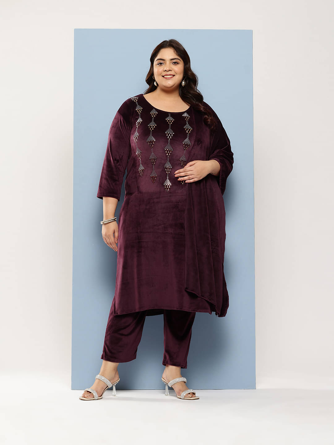 Aarika Velvet Embellished Kurti With Pants Women's Stitched Salwar Suit - Wine ( Pack of 1 )     			Aarika Velvet Embellished Kurti With Pants Women's Stitched Salwar Suit - Wine ( Pack of 1 )