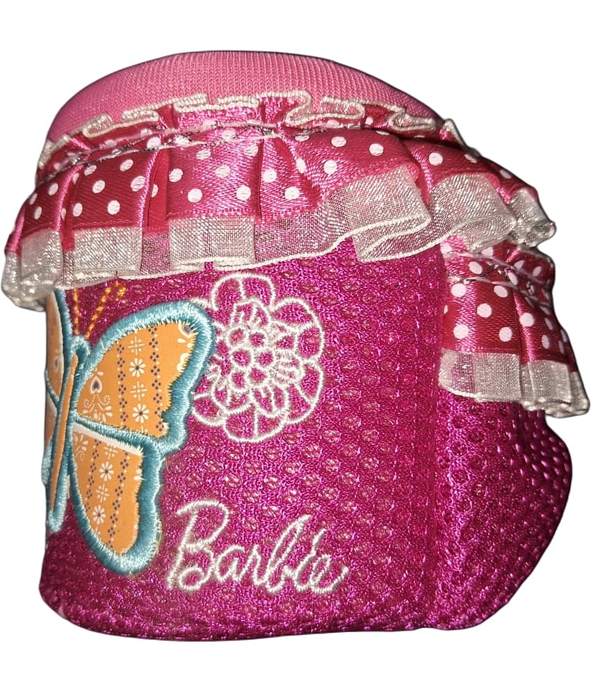 BARBIE STATIONERY GIFT SET,2 PENCILS,1 CLICK PENCIL,RULER,ERASER,SHARPNER,BARBIE NOTEPAD,ELEGANT CUP WITH PINKCLOTH ,FRILLS ALL AROUND