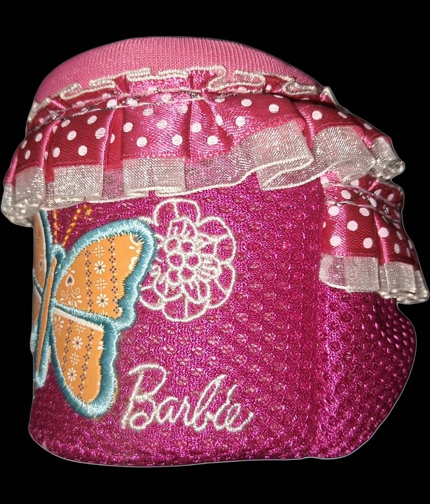 BARBIE STATIONERY GIFT SET,2 PENCILS,1 CLICK PENCIL,RULER,ERASER,SHARPNER,BARBIE NOTEPAD,ELEGANT CUP WITH PINKCLOTH ,FRILLS ALL AROUND