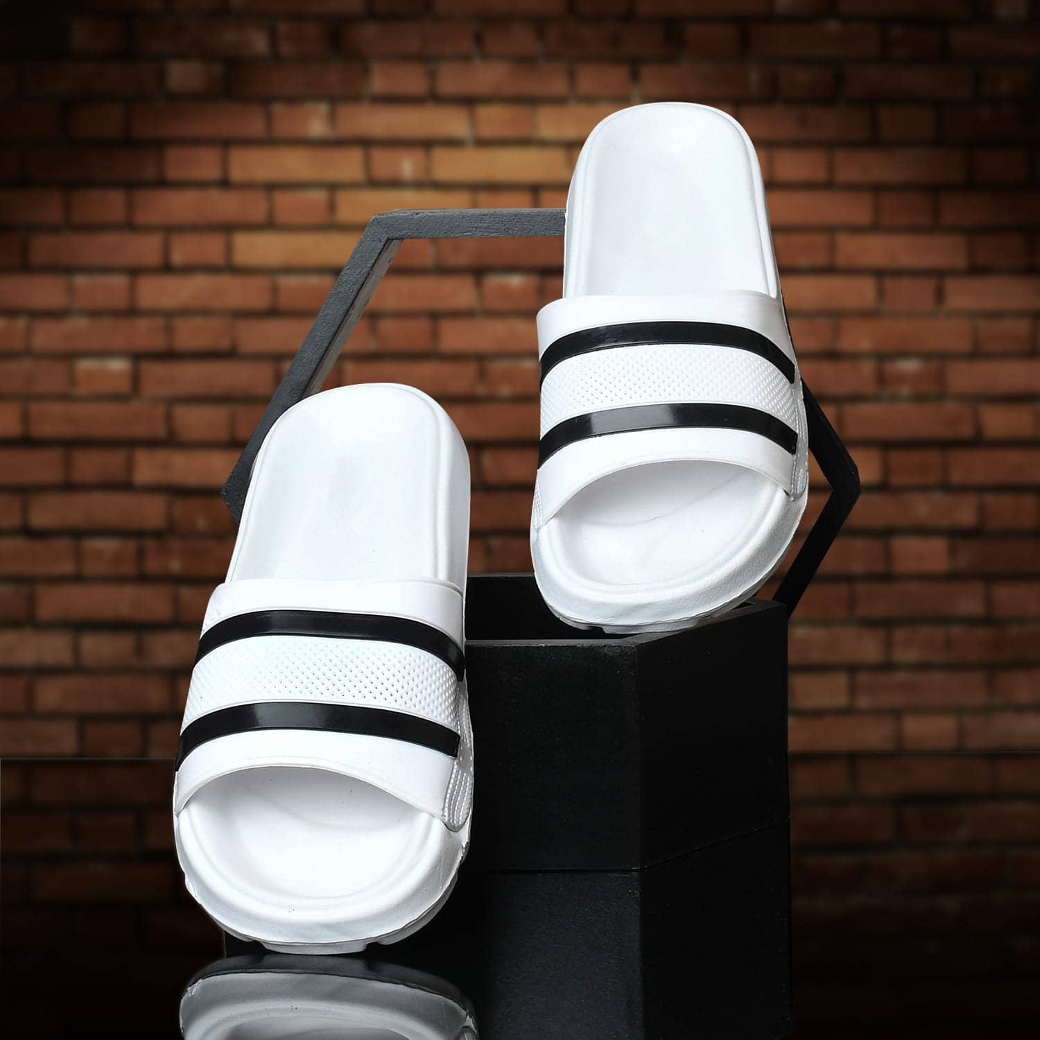 FUNRUN100nu White Men's Slide Flip Flop