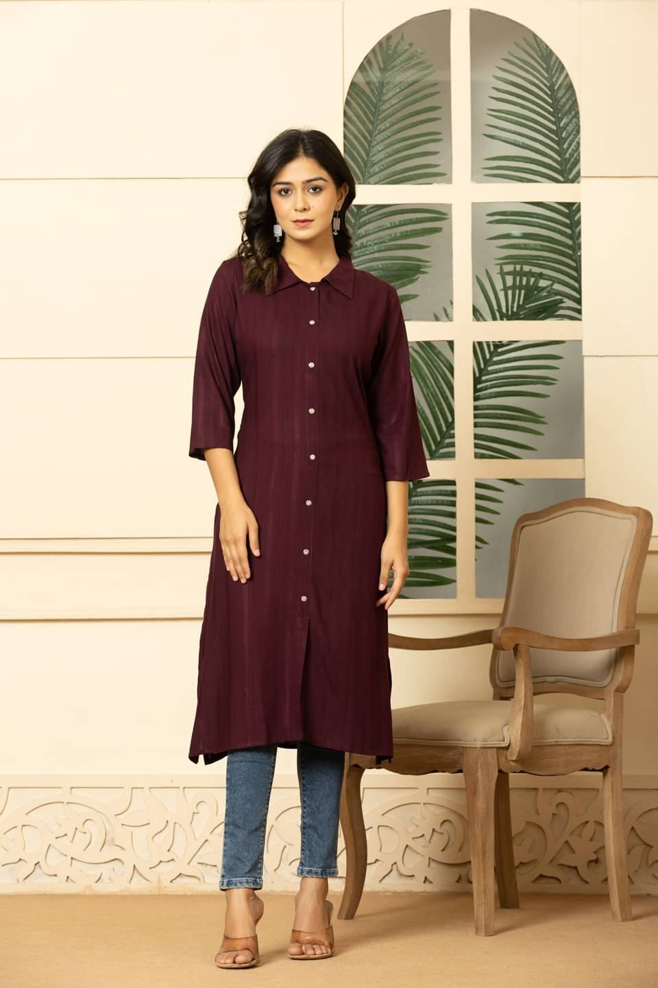 Flamboyant Pack of 1 Rayon Striped Straight Women's Kurti - ( Wine ) Flamboyant Pack of 1 Rayon Striped Straight Women's Kurti - ( Wine )