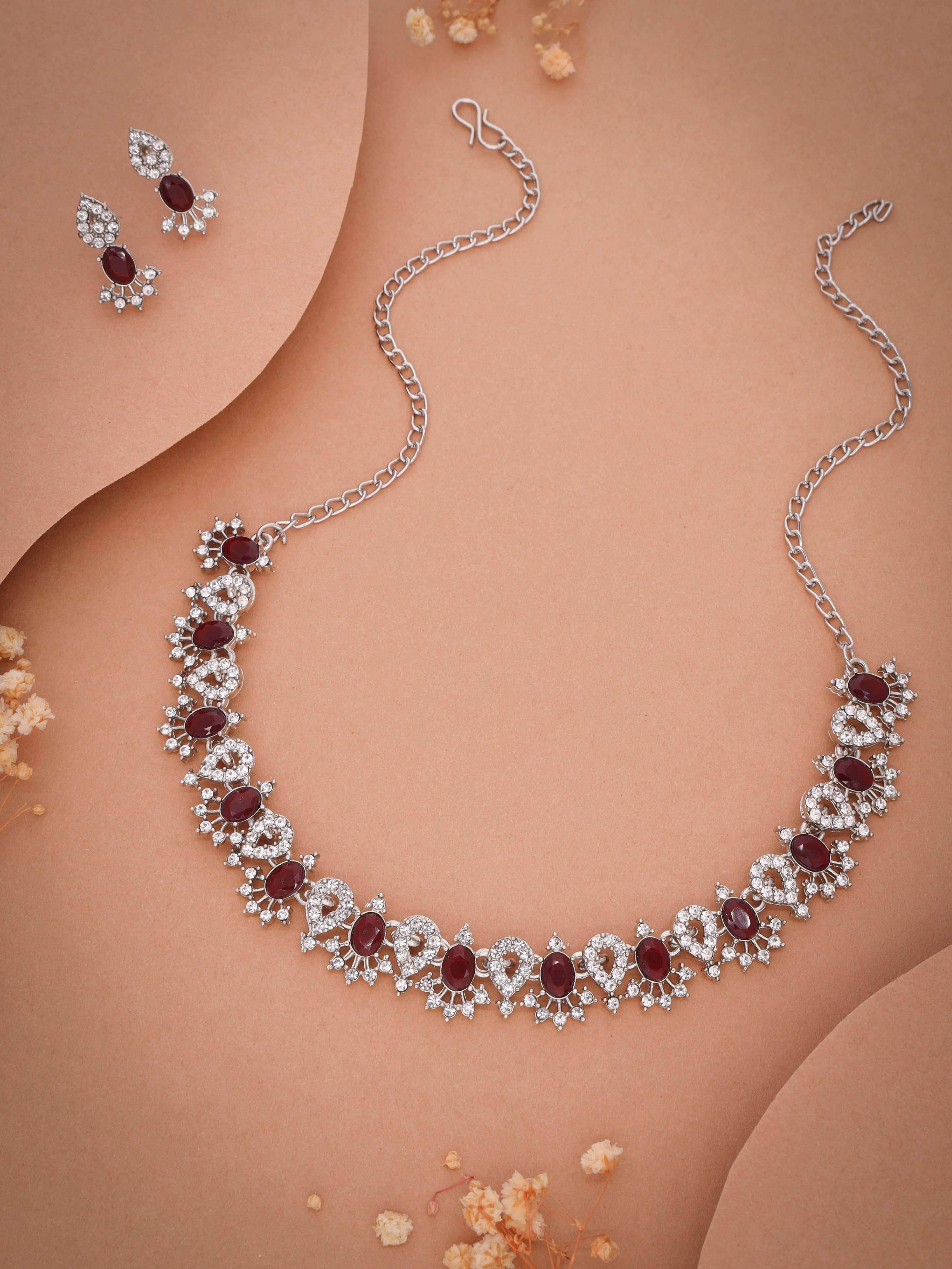 Lyriss Pink Brass Necklace Set ( Pack of 1 )