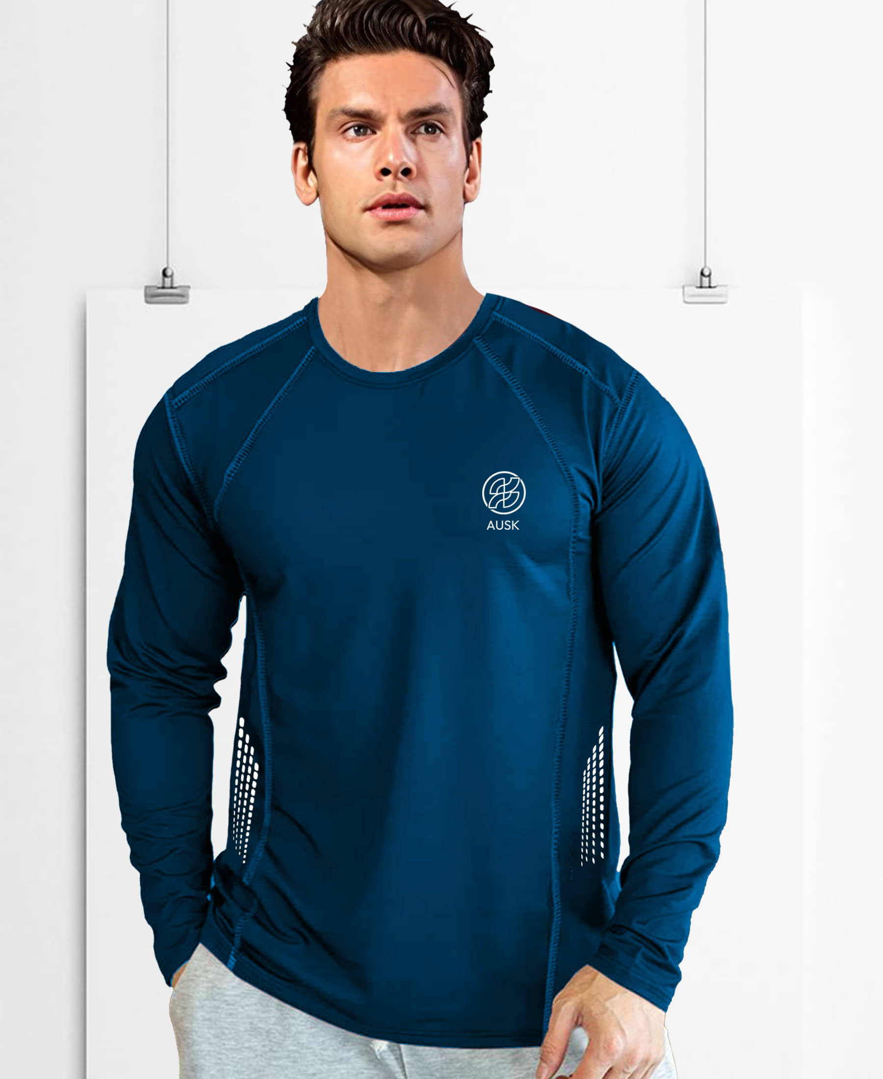 AUSK Black Polyester Regular Fit Men's Sports T-Shirt ( Pack of 1 )