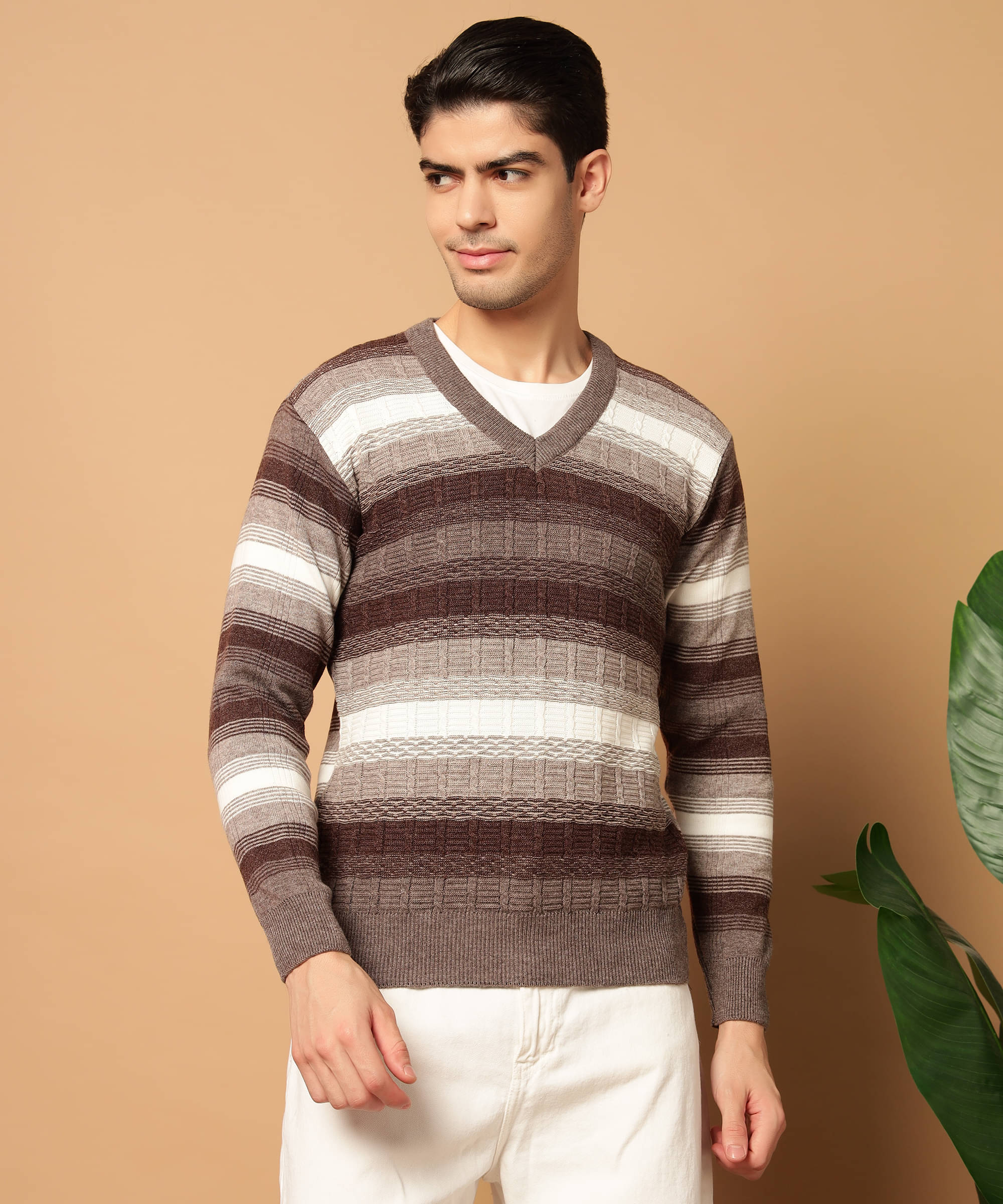 TWOCRAZIIE Woollen V-Neck Men's Full Sleeves Pullover Sweater - Khaki ( Pack of 1 ) TWOCRAZIIE Woollen V-Neck Men's Full Sleeves Pullover Sweater - Khaki ( Pack of 1 )