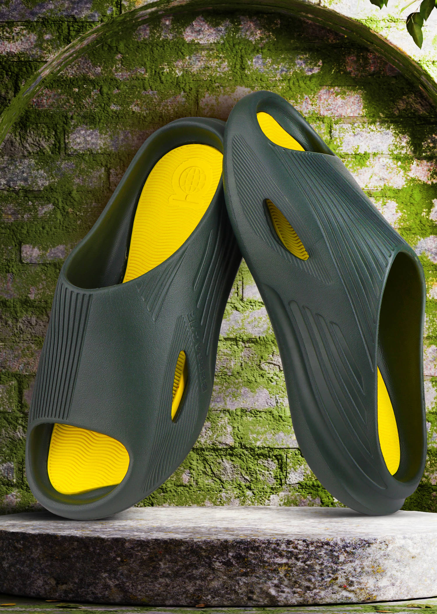     			Bersache Green Men's Slide Flip Flop