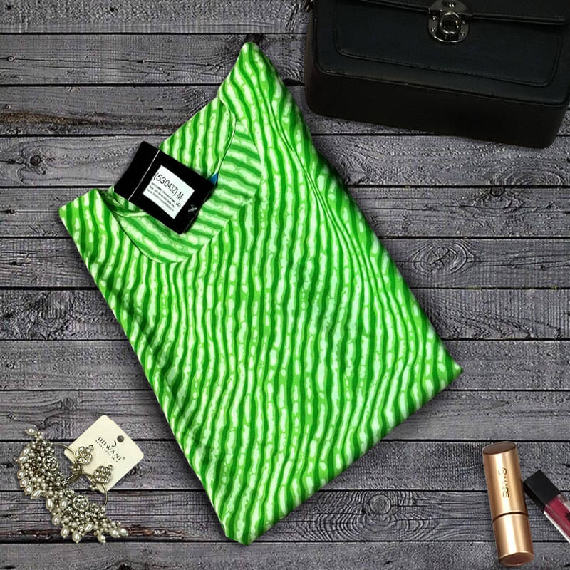 Ethnic Basket Pack of 1 Crepe Printed Nayra Women's Kurti - ( Green ) Ethnic Basket Pack of 1 Crepe Printed Nayra Women's Kurti - ( Green )