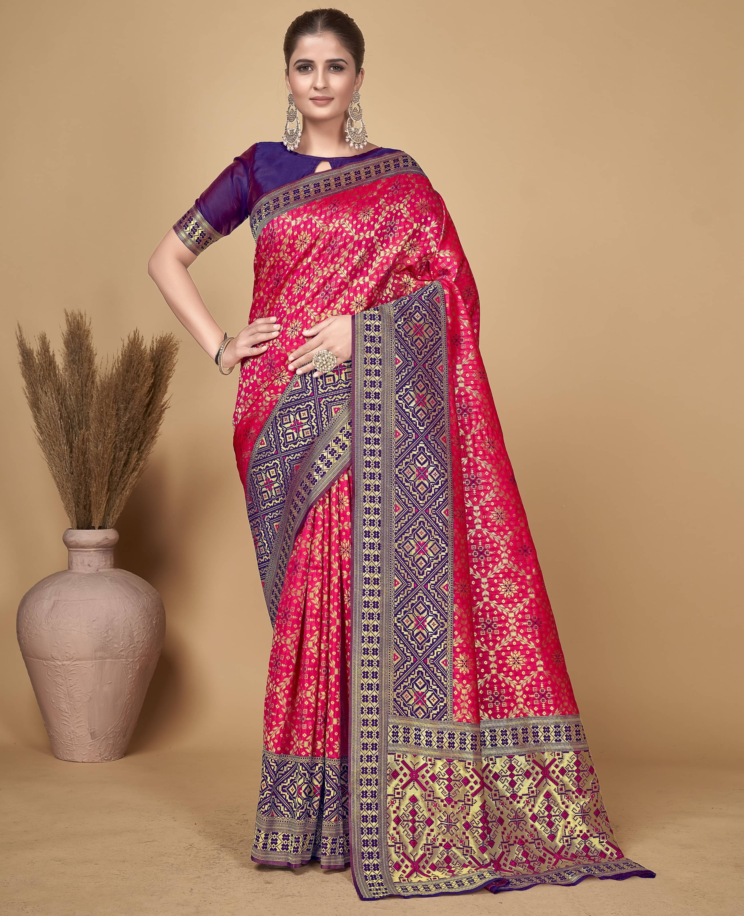 Sariya Jacquard Woven Saree With Unstitched Blouse Piece ( Pink ) Sariya Jacquard Woven Saree With Unstitched Blouse Piece ( Pink )