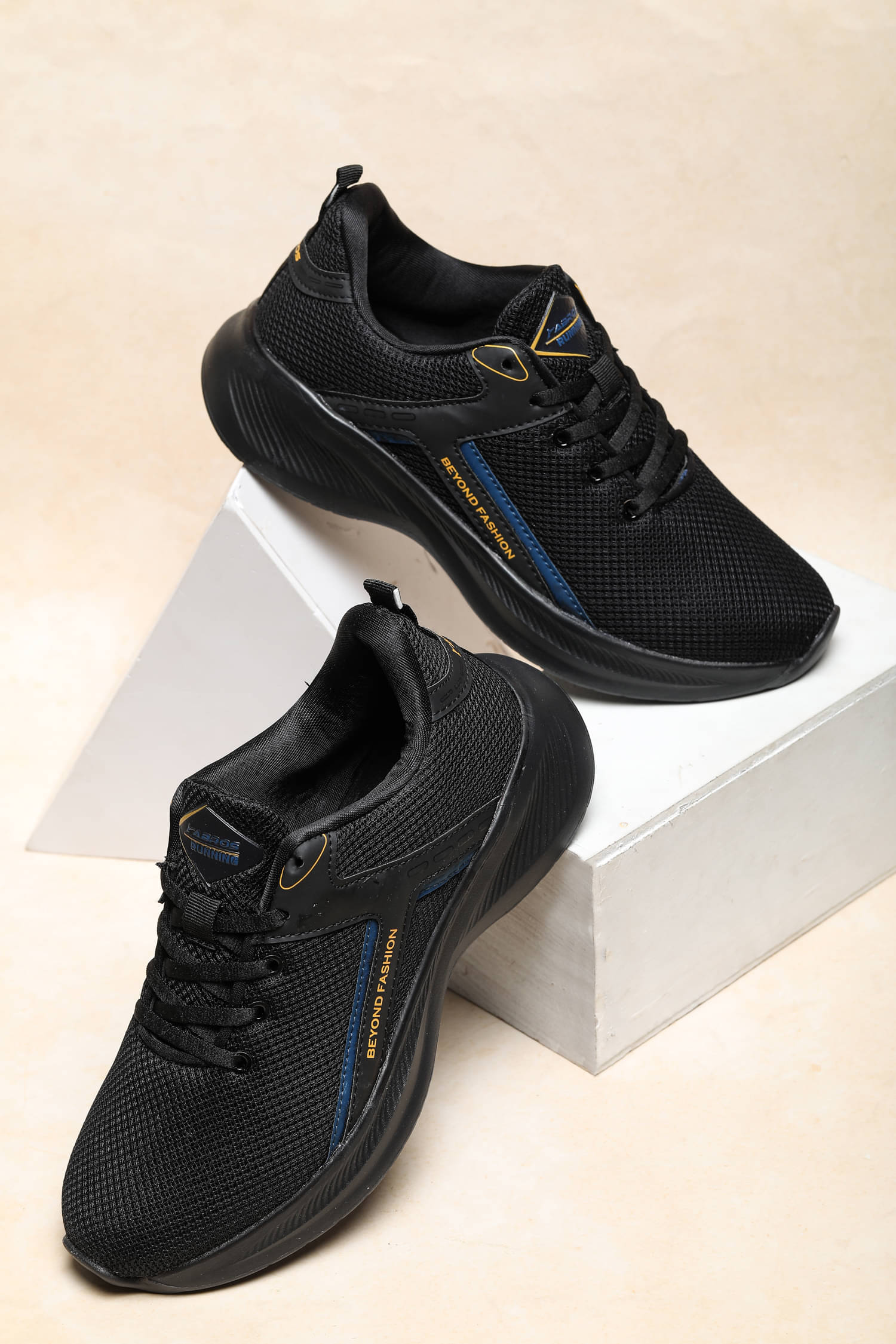Abros CELESTIN Black Men's Sports Running Shoes     			Abros CELESTIN Black Men's Sports Running Shoes