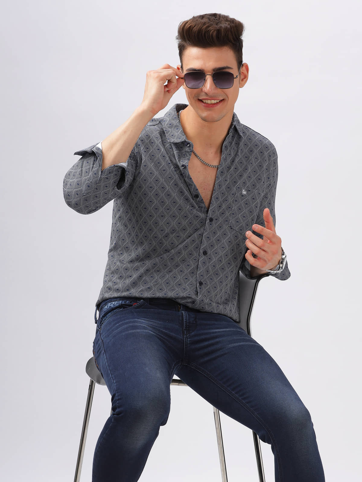 BULLMER Trendy Regular Fit Striped Causal Full Sleeve Shirt for Men_Navy