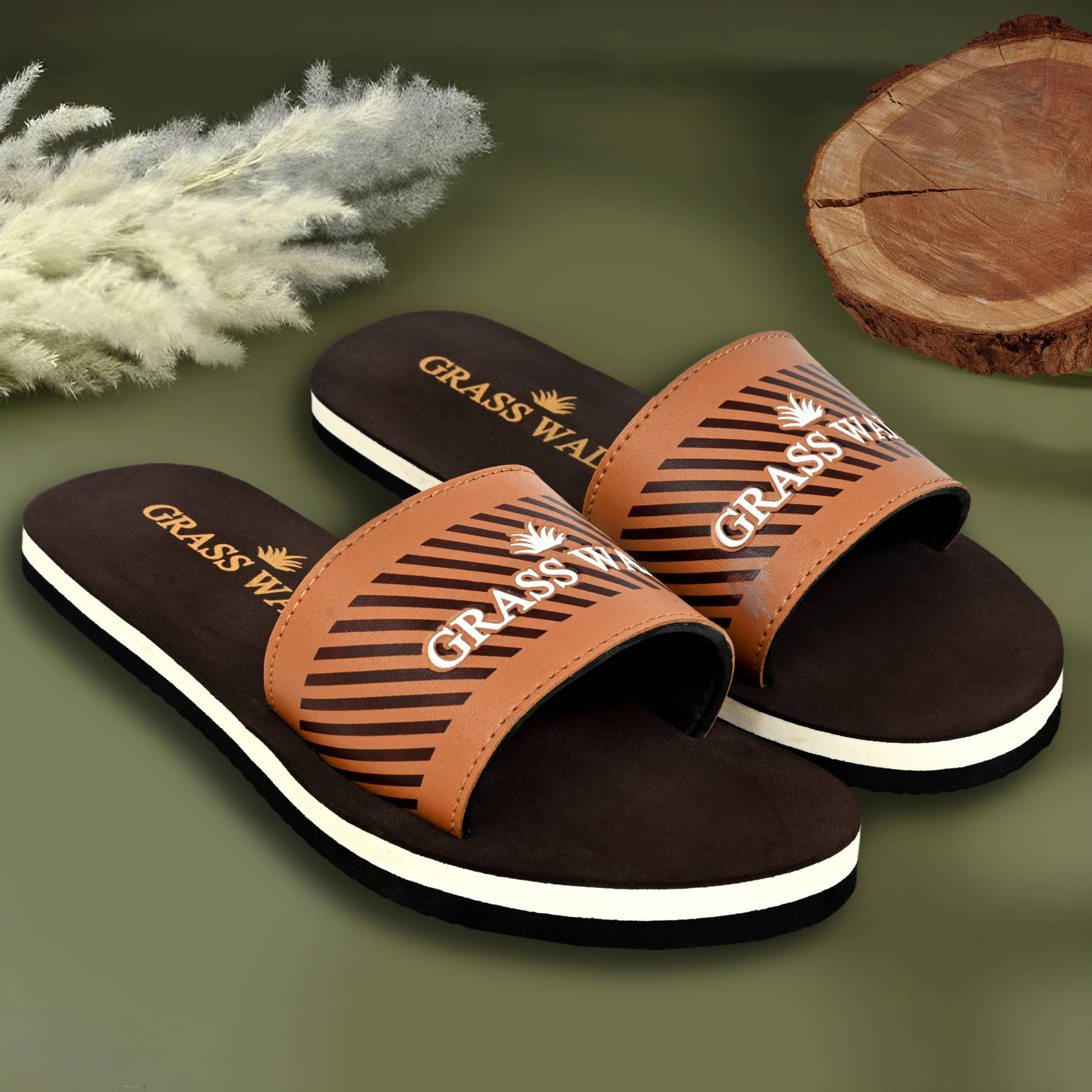     			GRASS WALK Brown Men's Daily Slipper