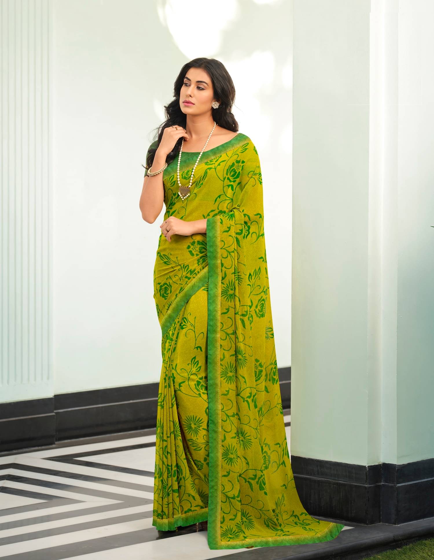 Gazal Fashions Georgette Printed Saree With Unstitched Blouse Piece ( Light Green )     			Gazal Fashions Georgette Printed Saree With Unstitched Blouse Piece ( Light Green )