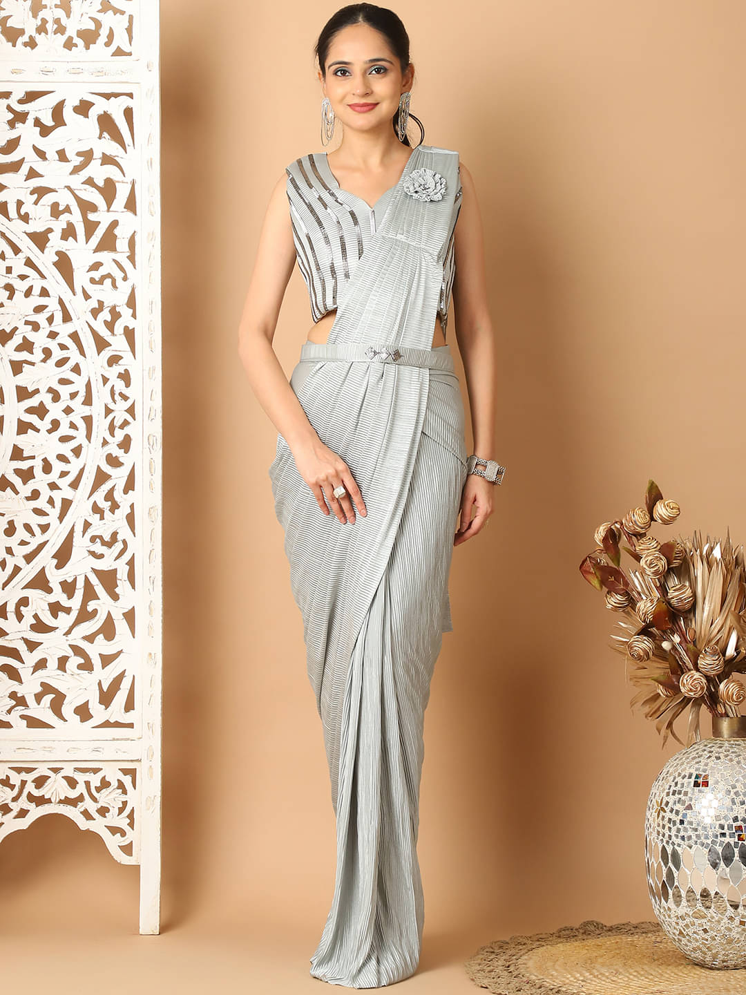 Grancy Lycra Solid Saree With Stitched Blouse ( Grey ) Grancy Lycra Solid Saree With Stitched Blouse ( Grey )