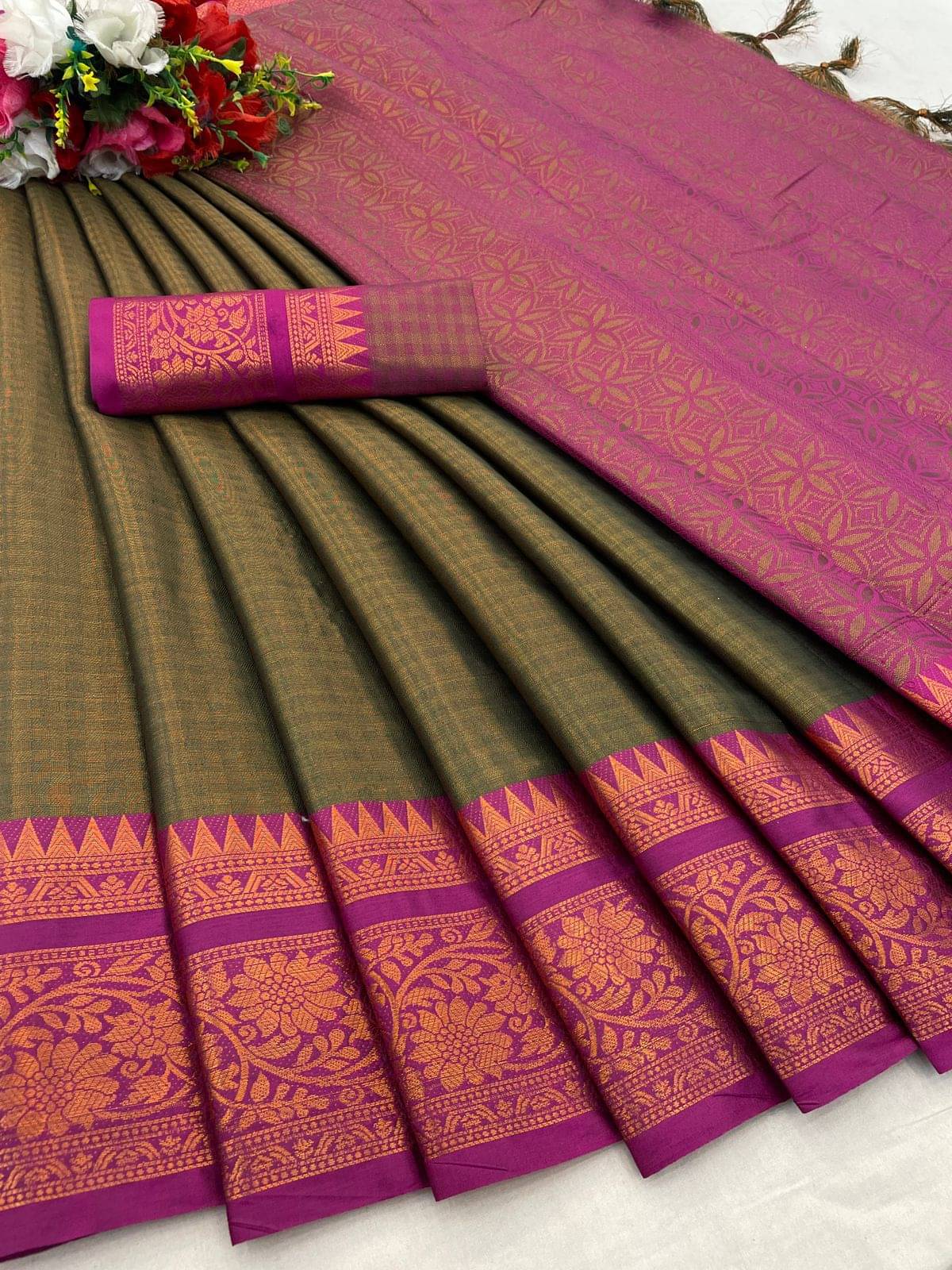     			JULEE Cotton Silk Woven Saree With Unstitched Blouse Piece ( Sea Green )