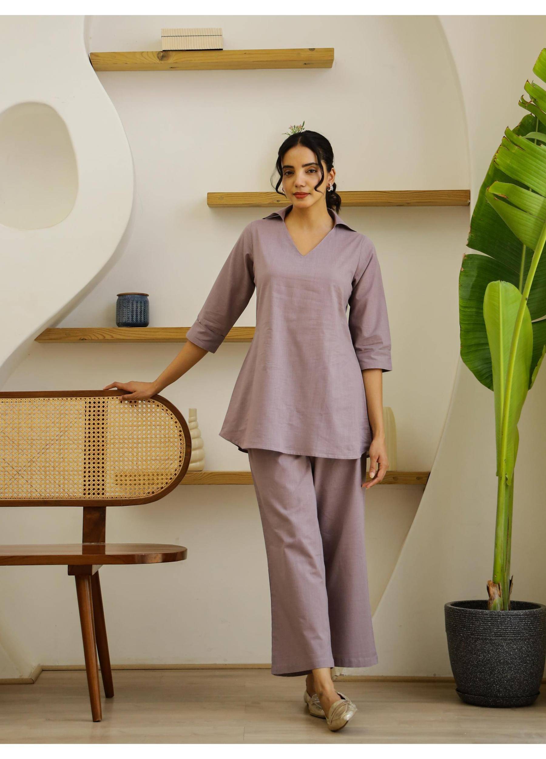     			Label Flavia Women Self Design Tunic Trouser Co-Ord Set ( Multi Color )