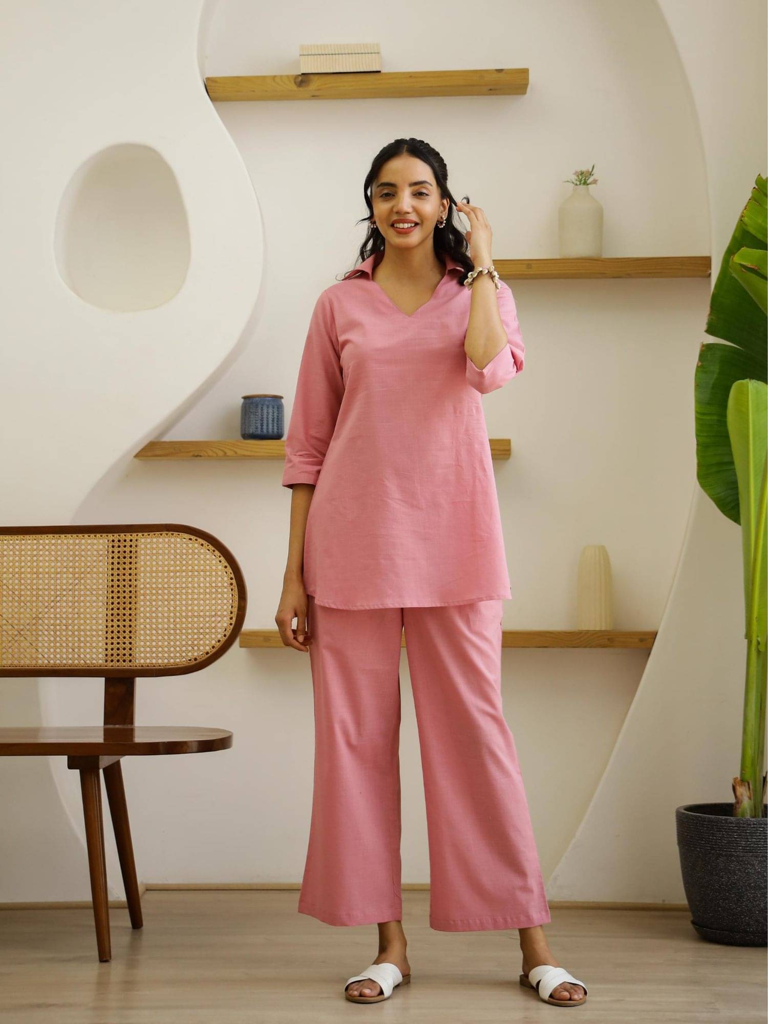     			Label Flavia Women Solid Tunic With Trousers Co-Ord Set ( Multi Color )